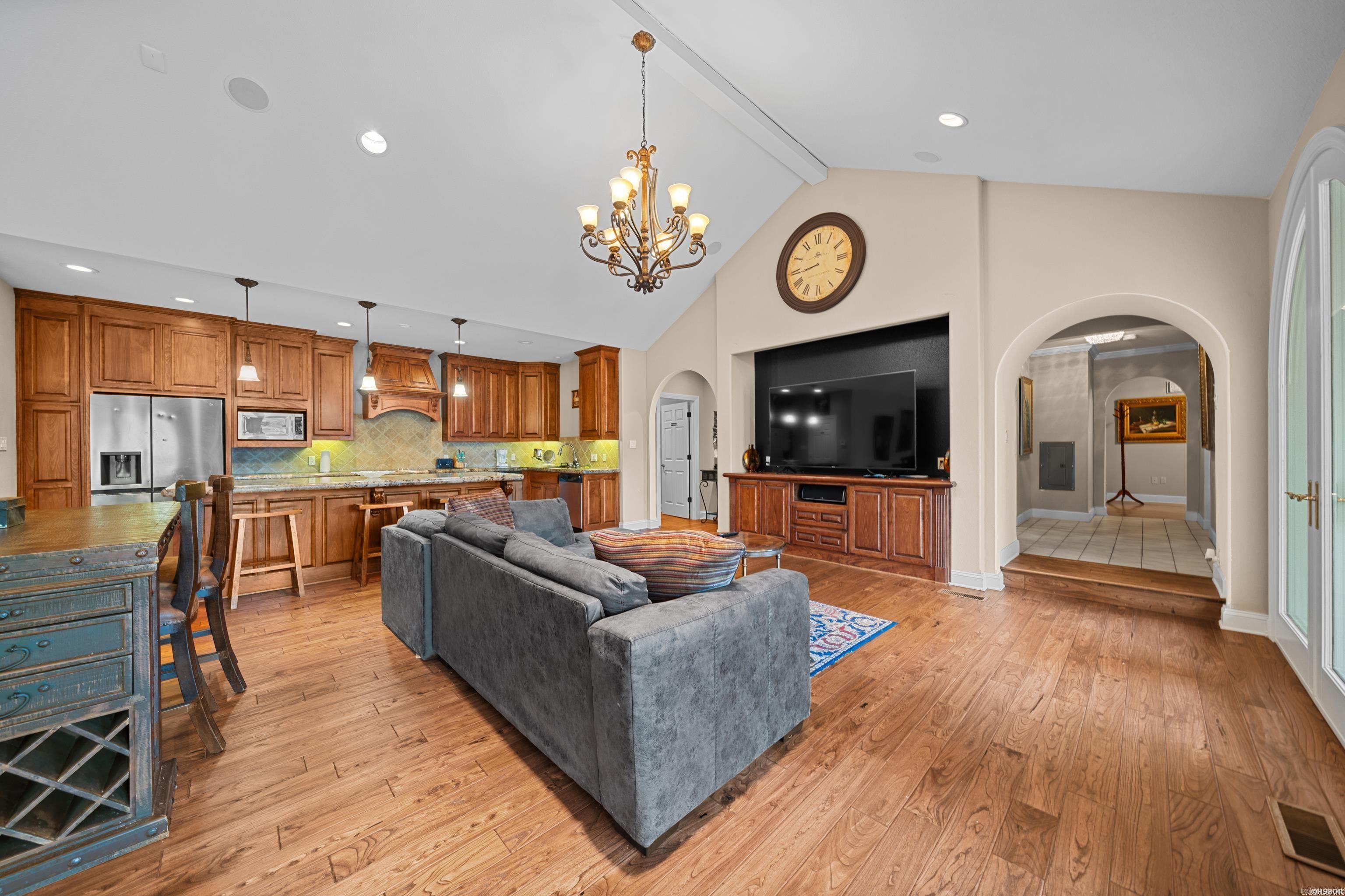 TRIVISTA - Residential