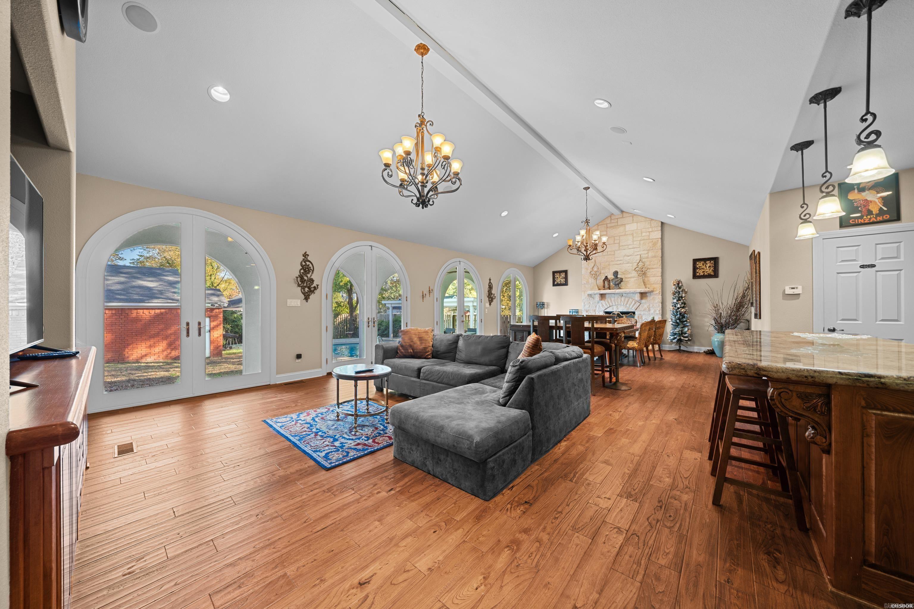 TRIVISTA - Residential