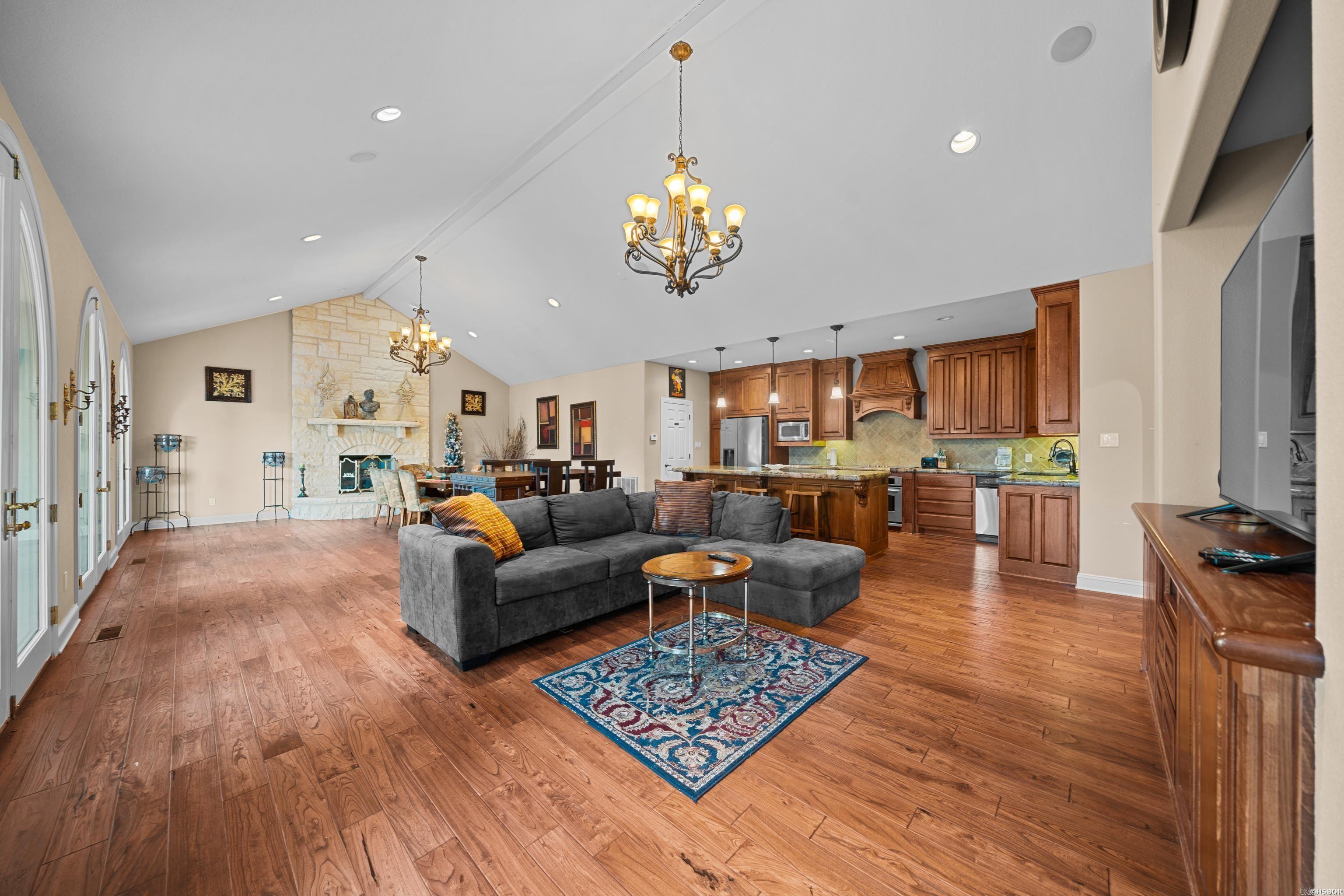 TRIVISTA - Residential