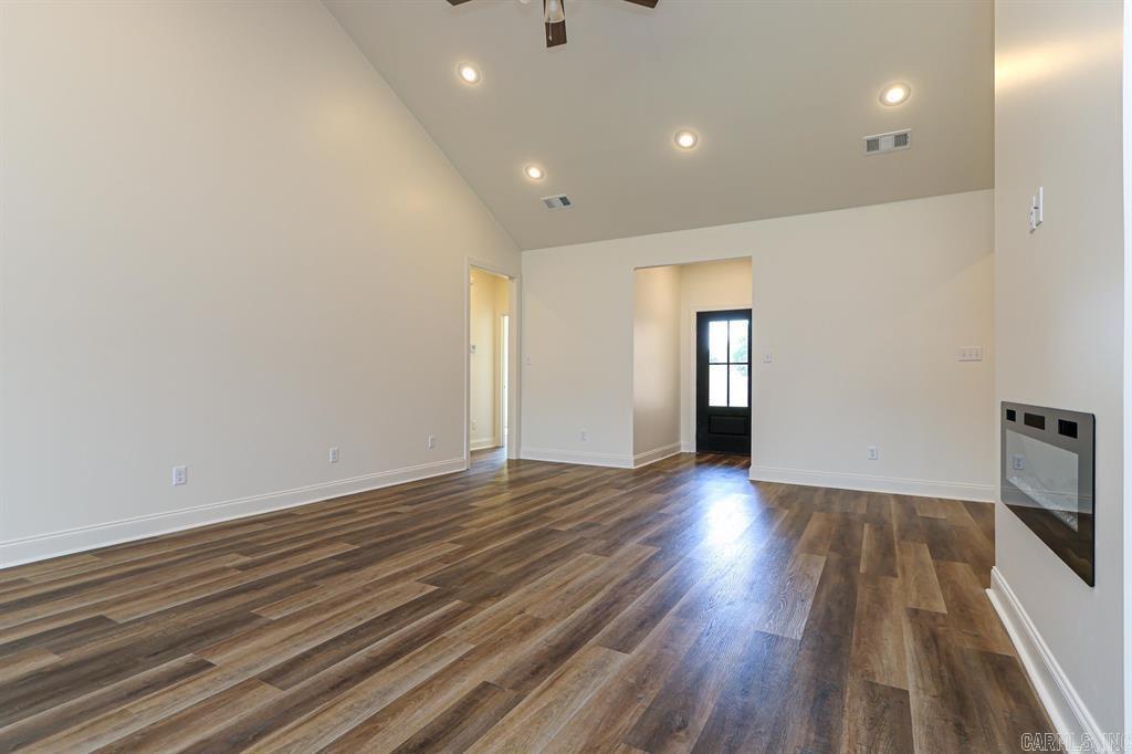 BOBCAT MEADOWS - Residential