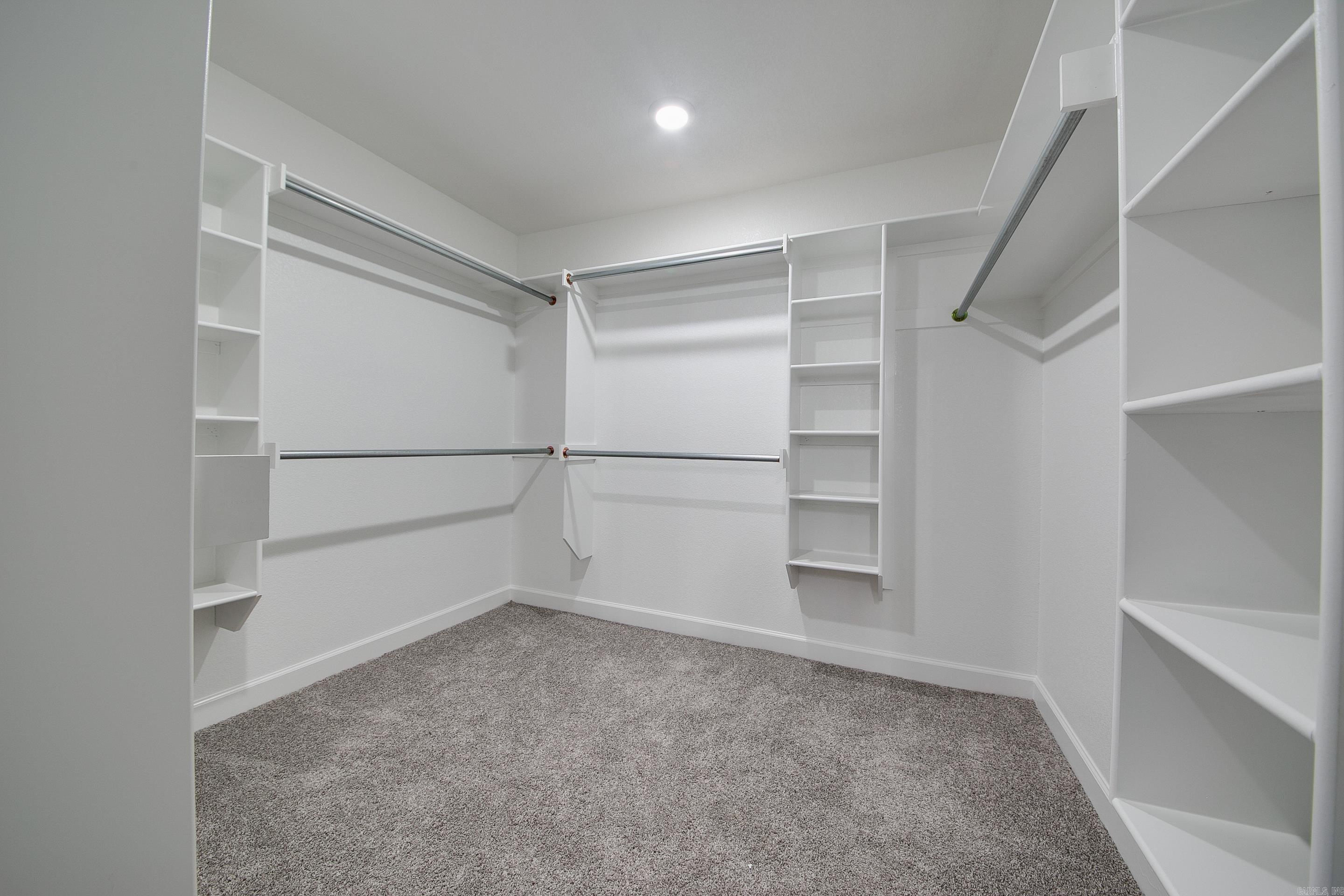 AUTUMN BROOKE - Residential