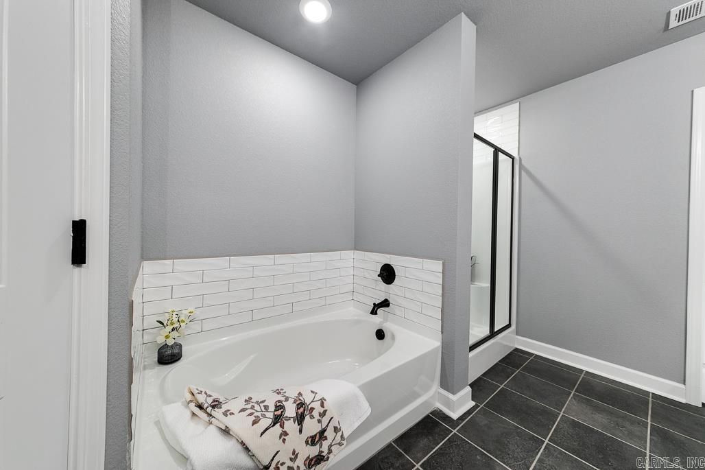 AUTUMN BROOKE - Residential