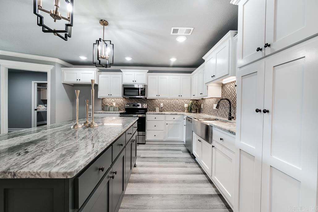 AUTUMN BROOKE - Residential