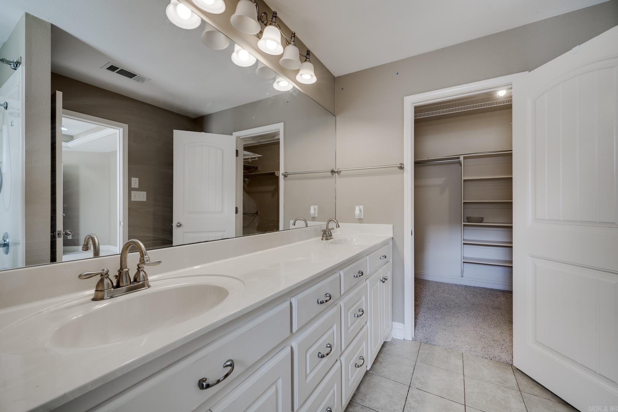 BASE MEADOWS ADDN - Residential