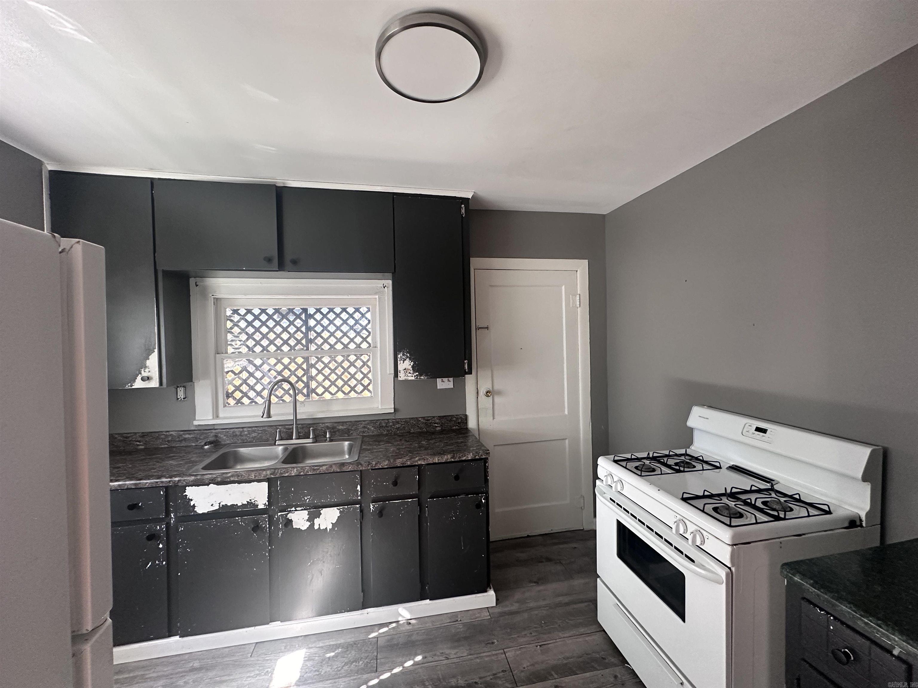 STUTE & OBEE - Residential