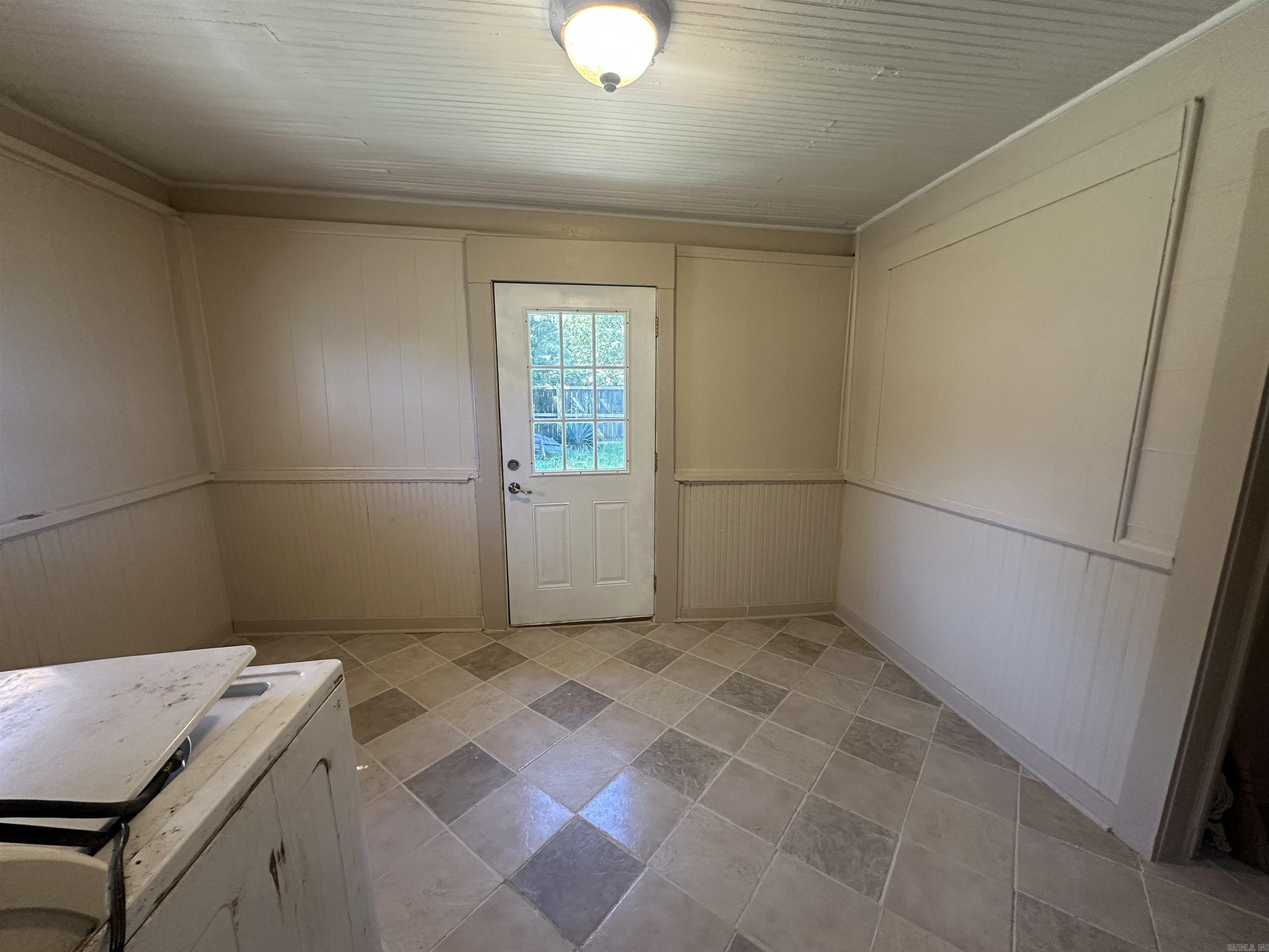 DISMUKES ADDN - Residential