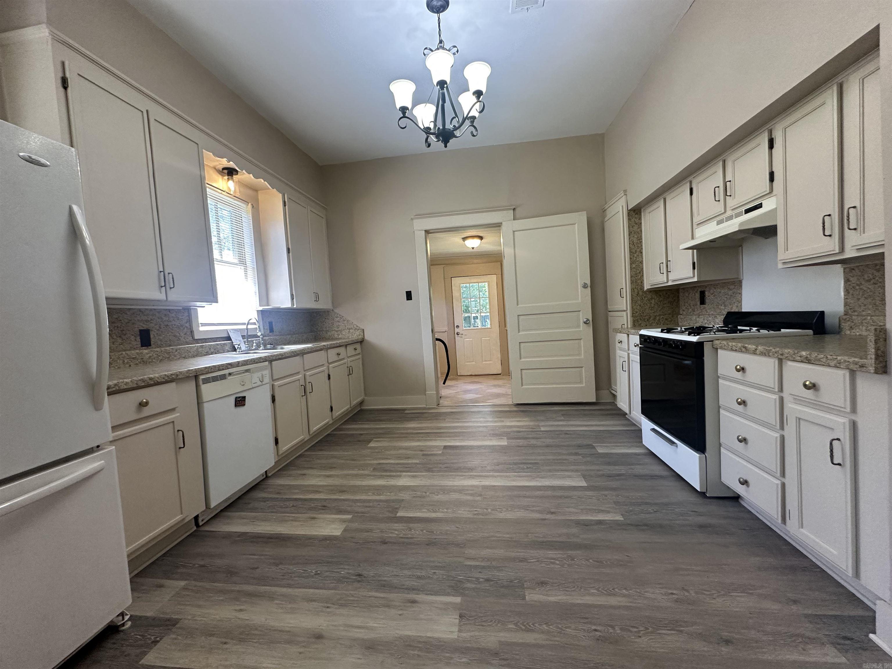 DISMUKES ADDN - Residential