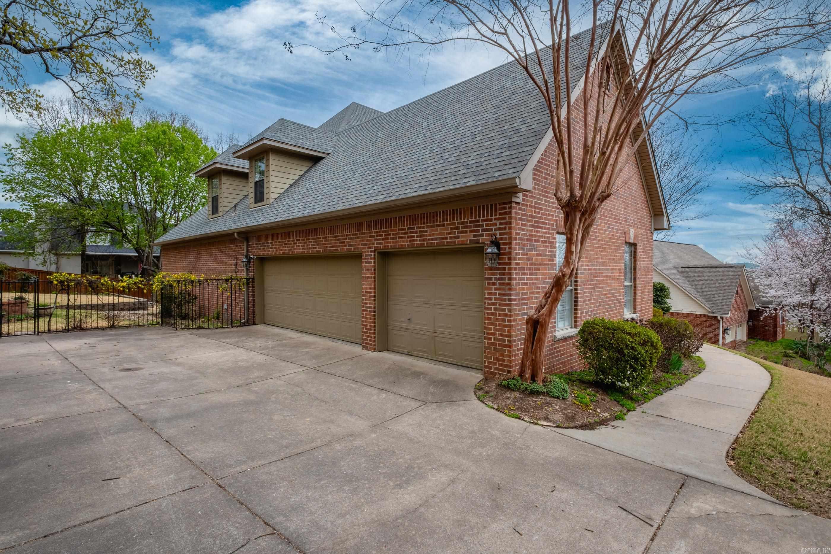 CHENAL VALLEY BAYONNE PLACE - Residential