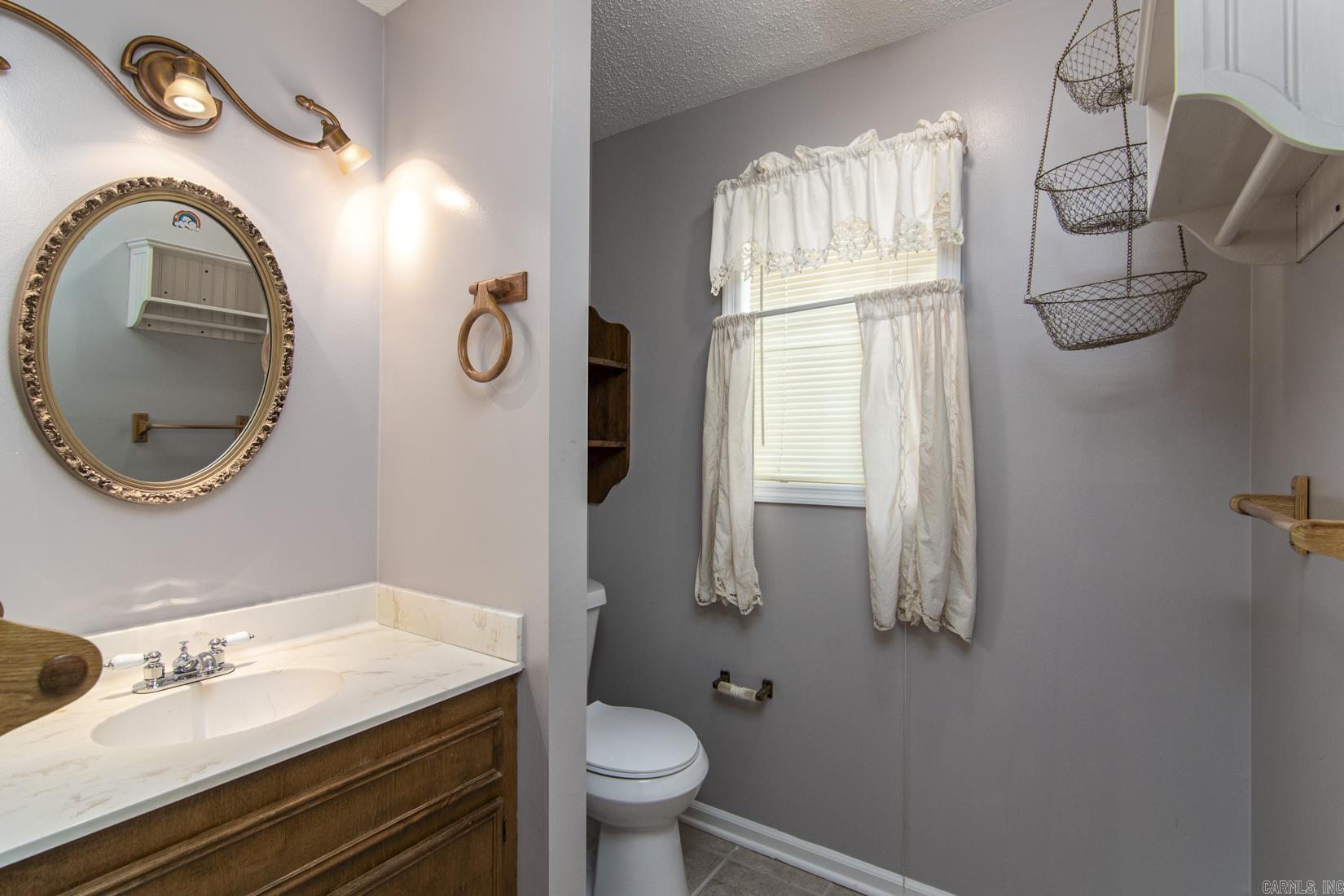 PECAN LAKE - Residential