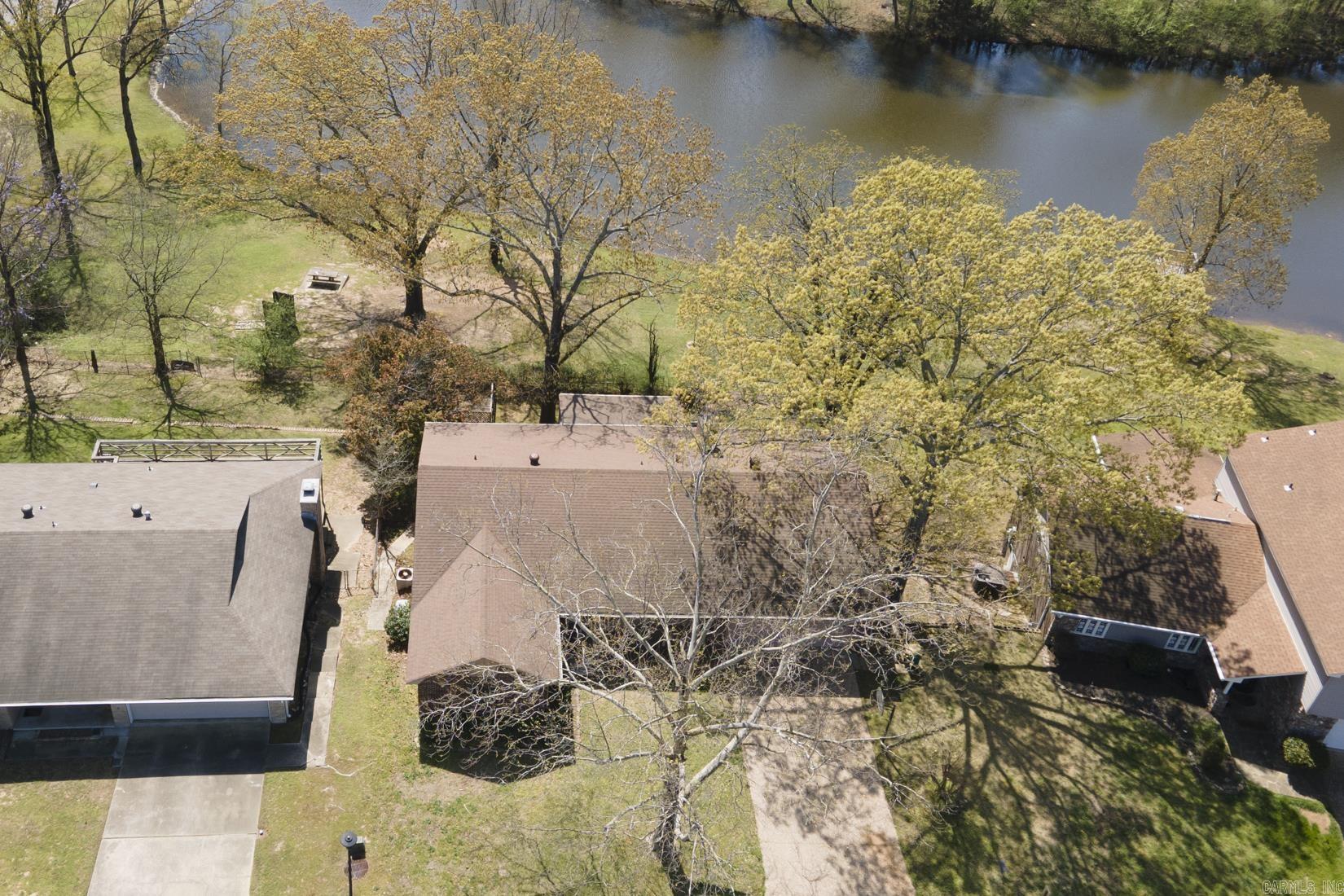 PECAN LAKE - Residential