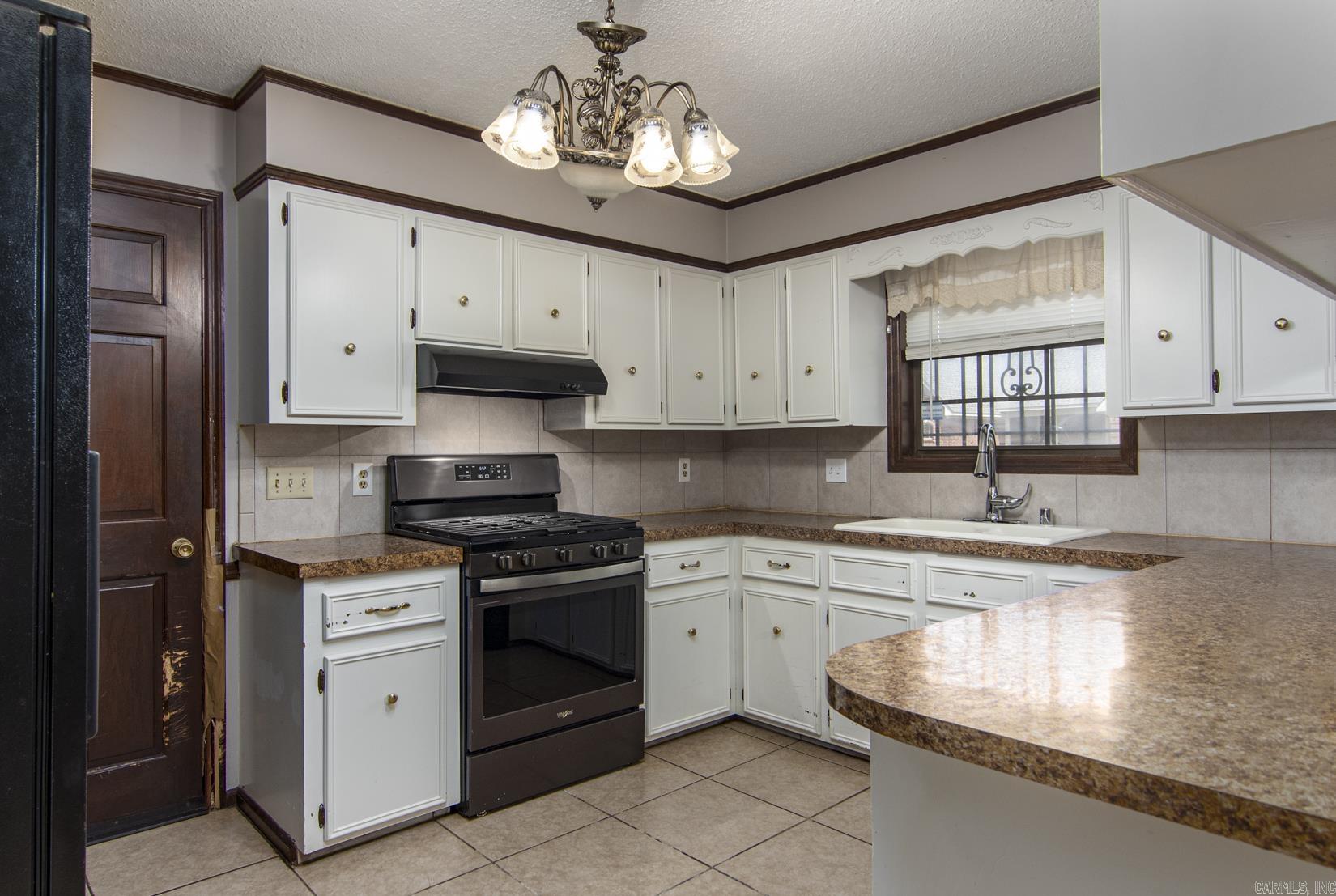 PECAN LAKE - Residential