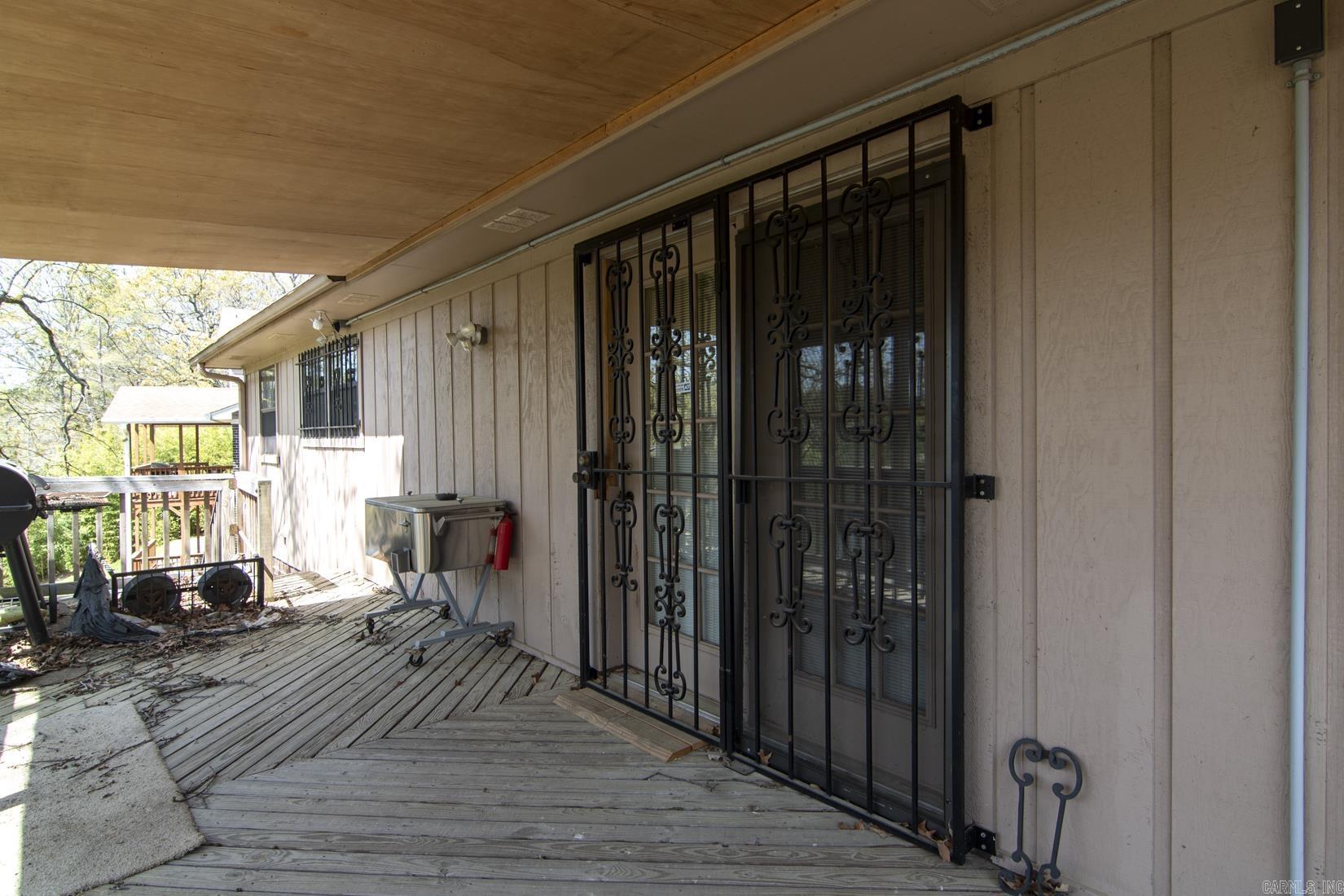 PECAN LAKE - Residential