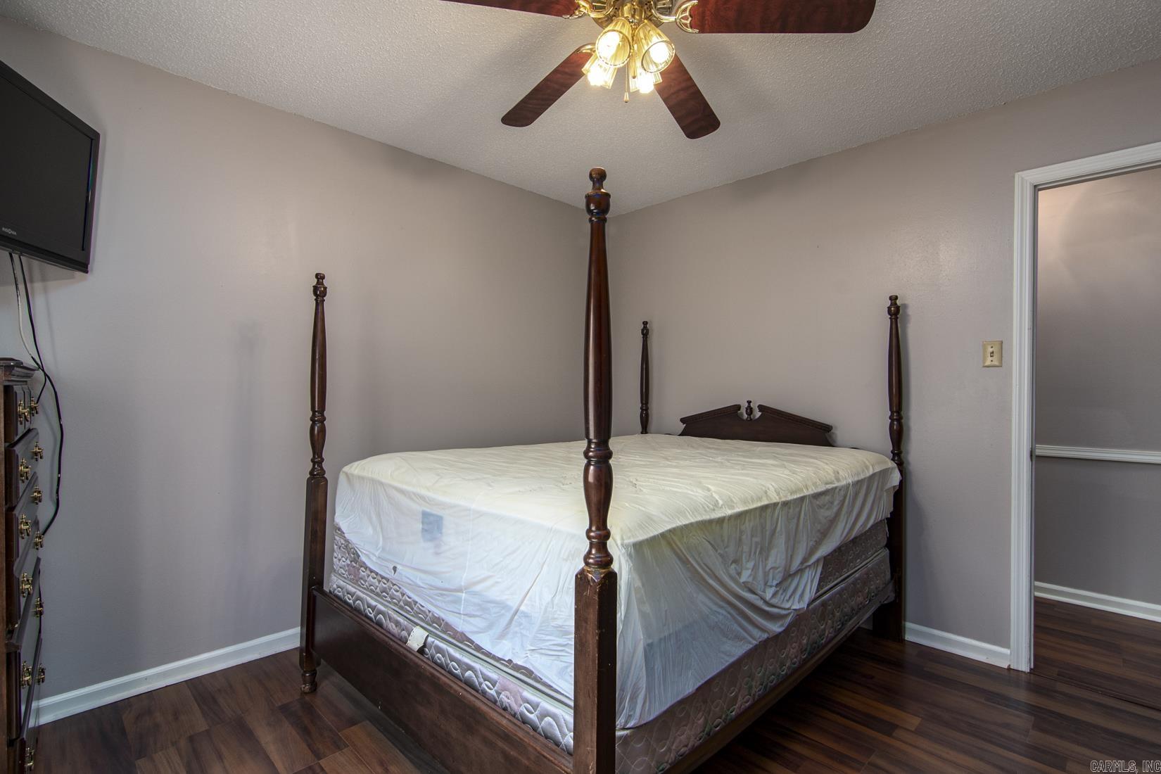 PECAN LAKE - Residential