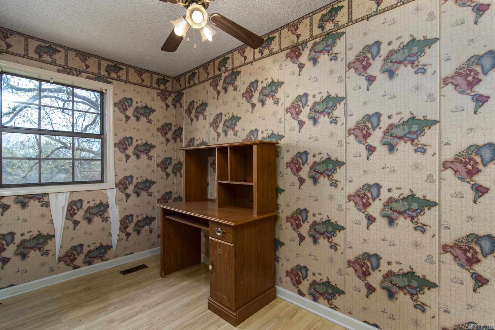 PECAN LAKE - Residential