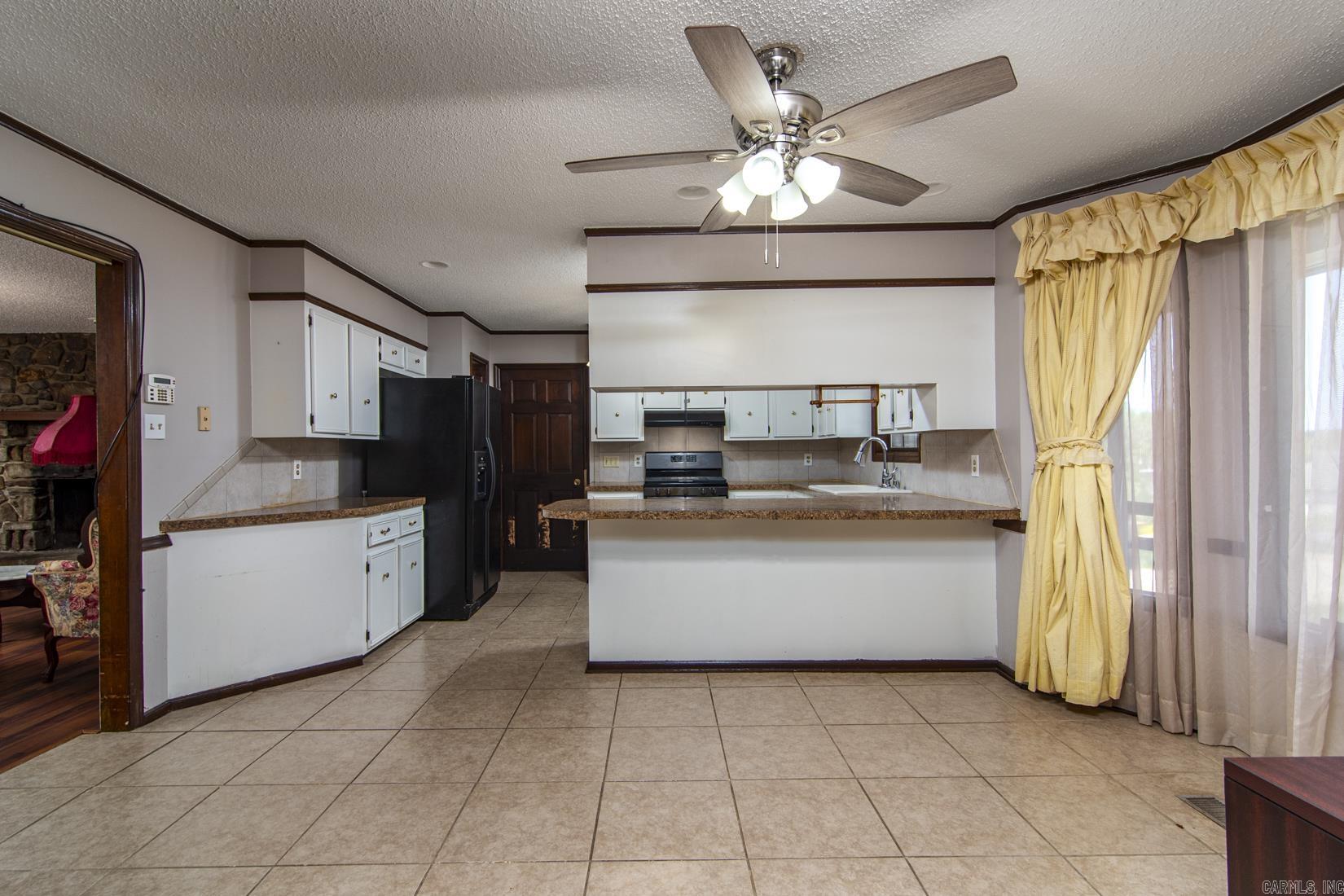 PECAN LAKE - Residential