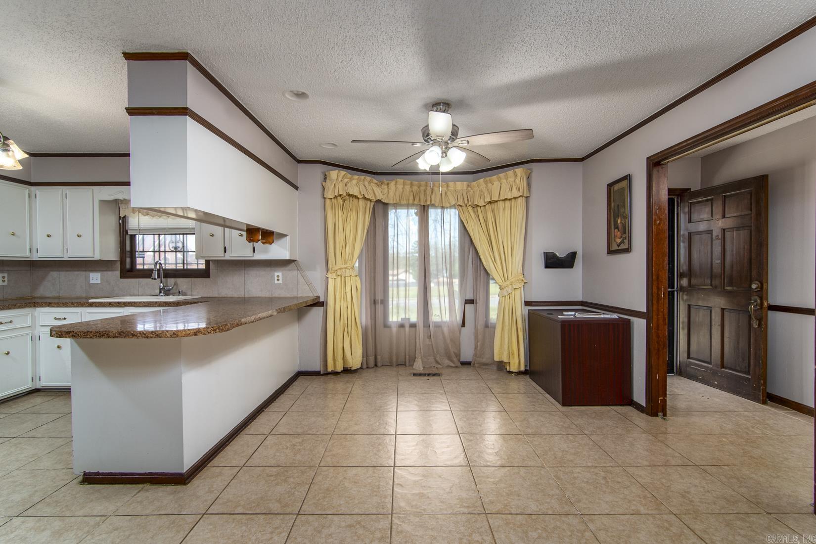 PECAN LAKE - Residential