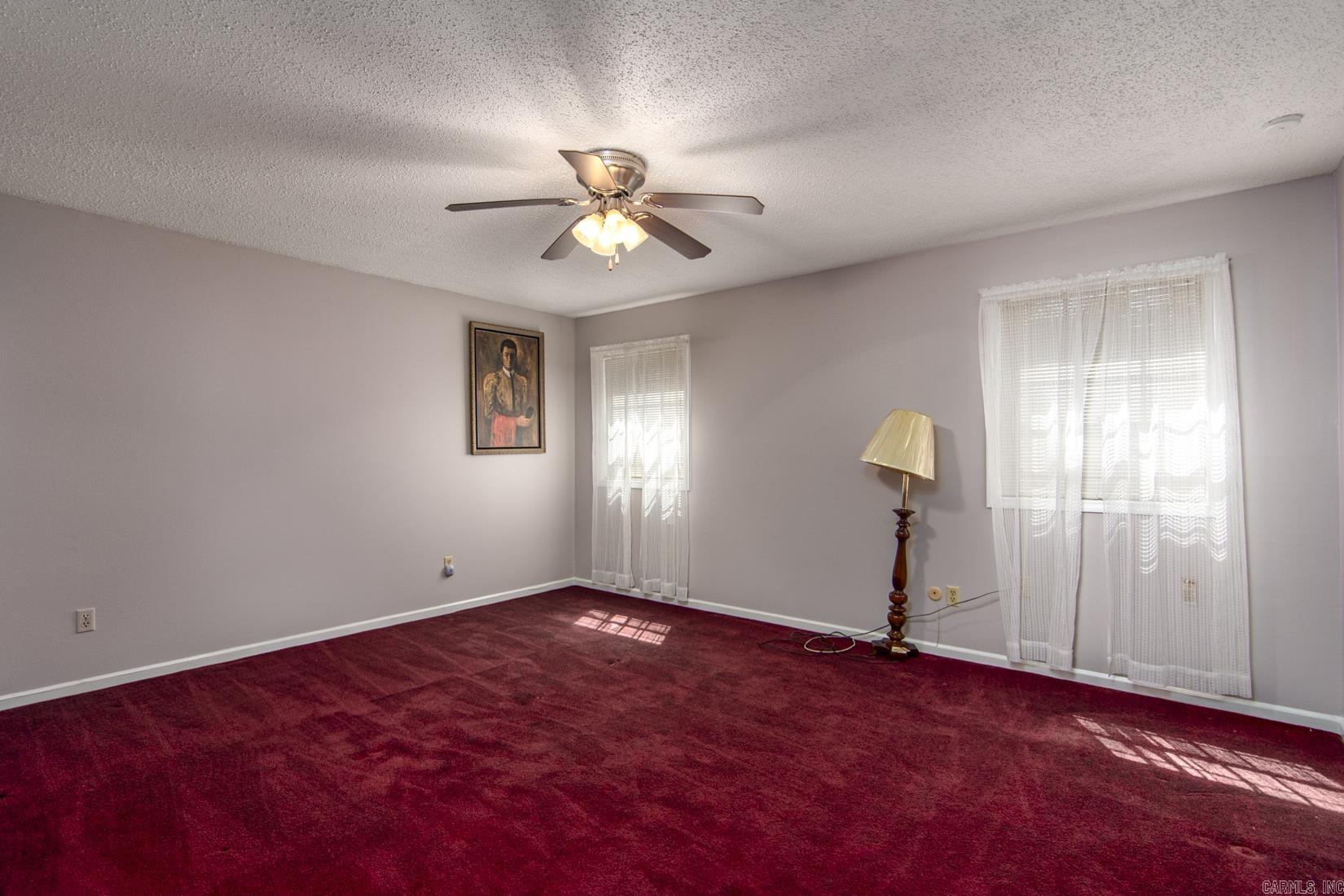 PECAN LAKE - Residential