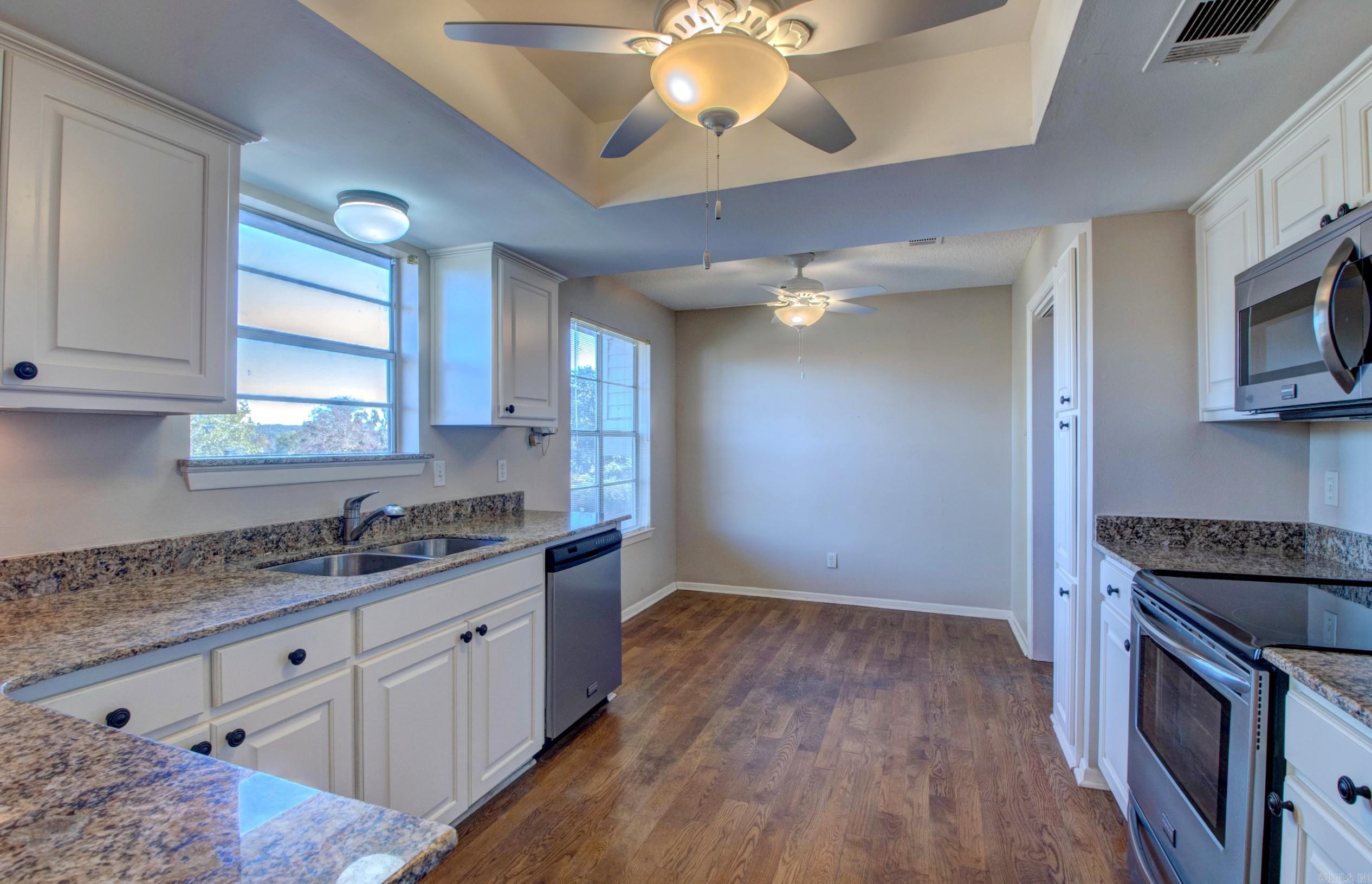 PARKWAY PLACE - Residential