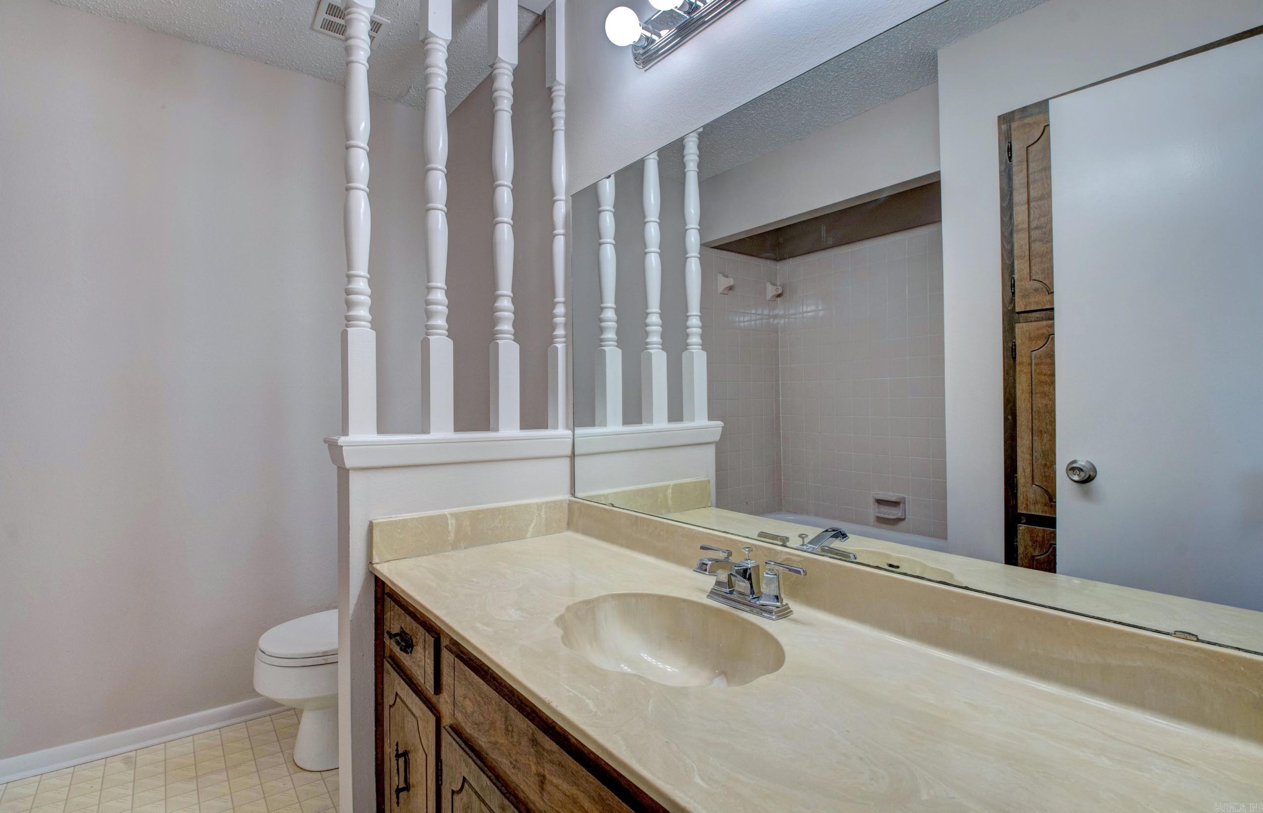 PARKWAY PLACE - Residential