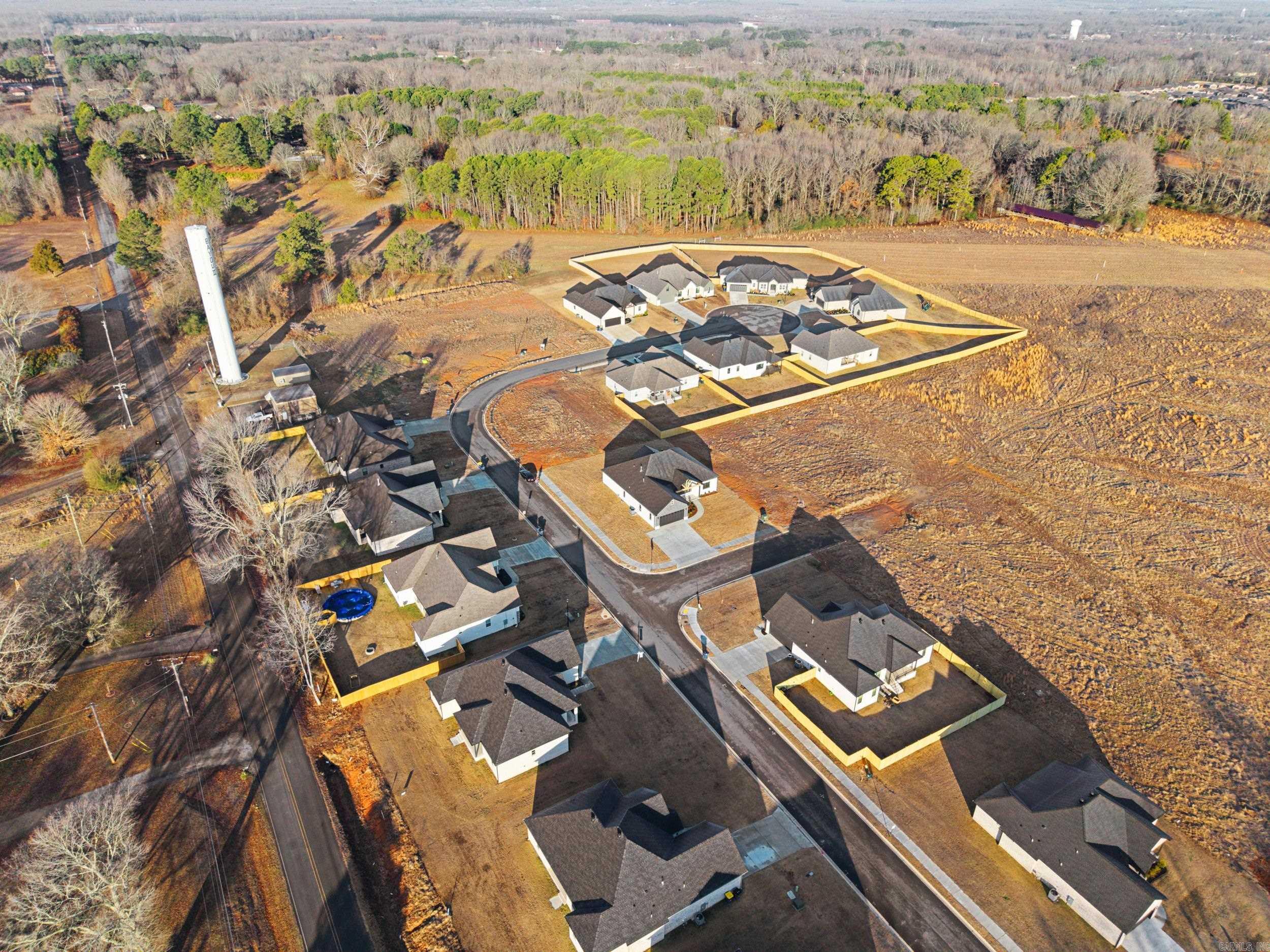 WINDRIDGE ESTATES PHASE 1 - Residential