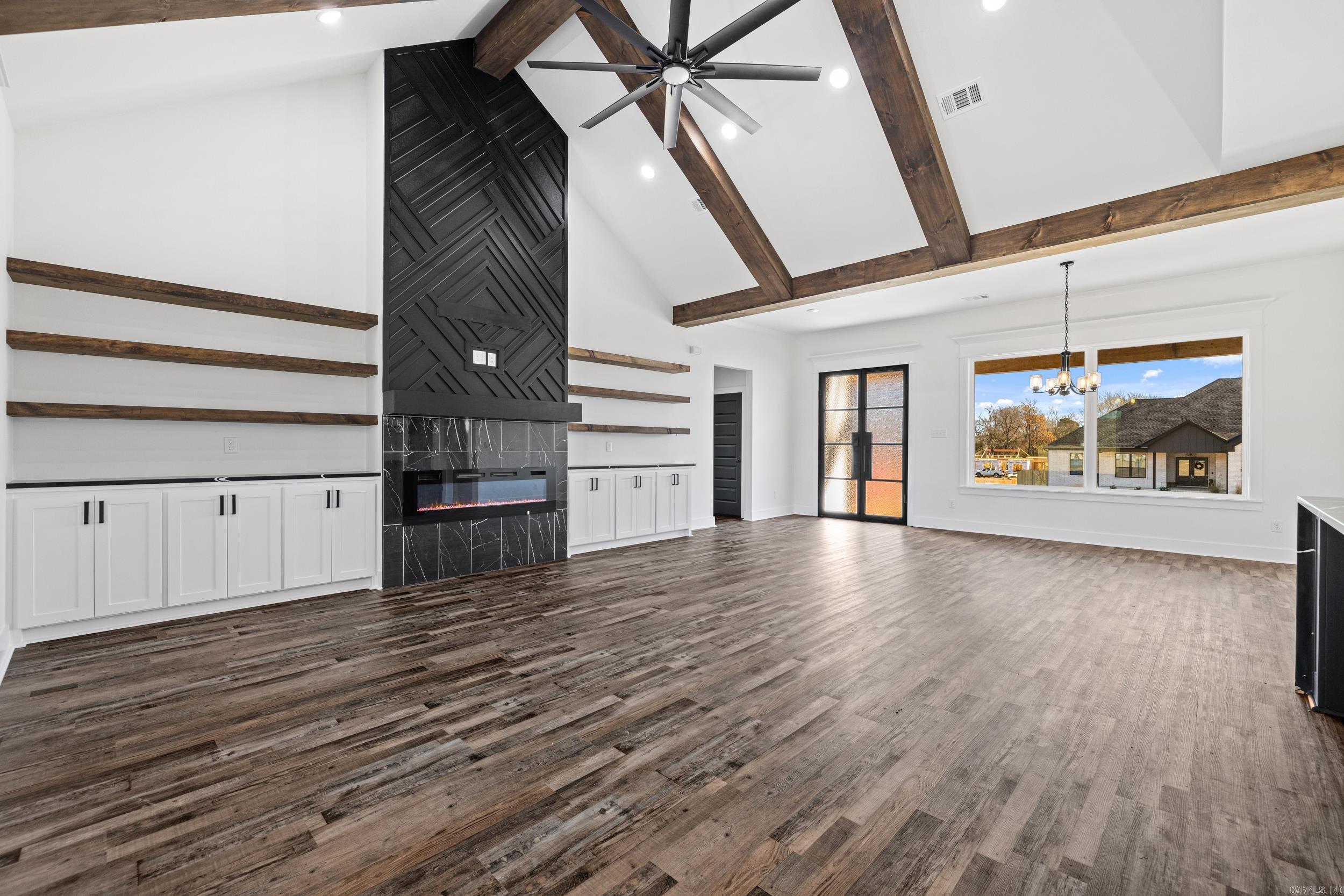 WINDRIDGE ESTATES PHASE 1 - Residential