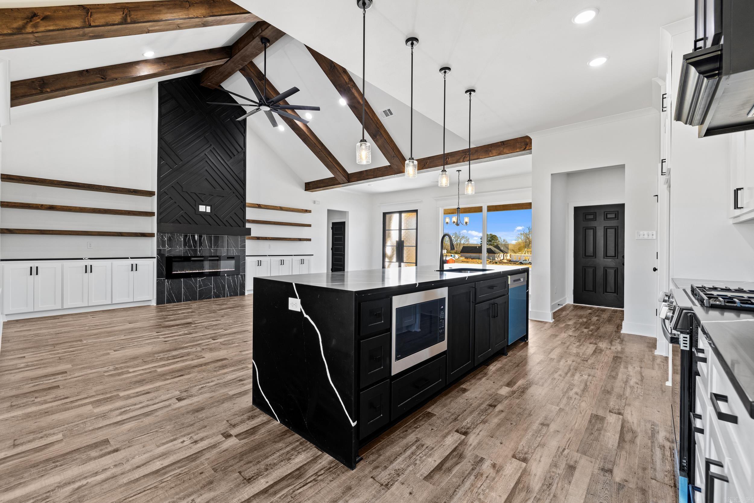 WINDRIDGE ESTATES PHASE 1 - Residential