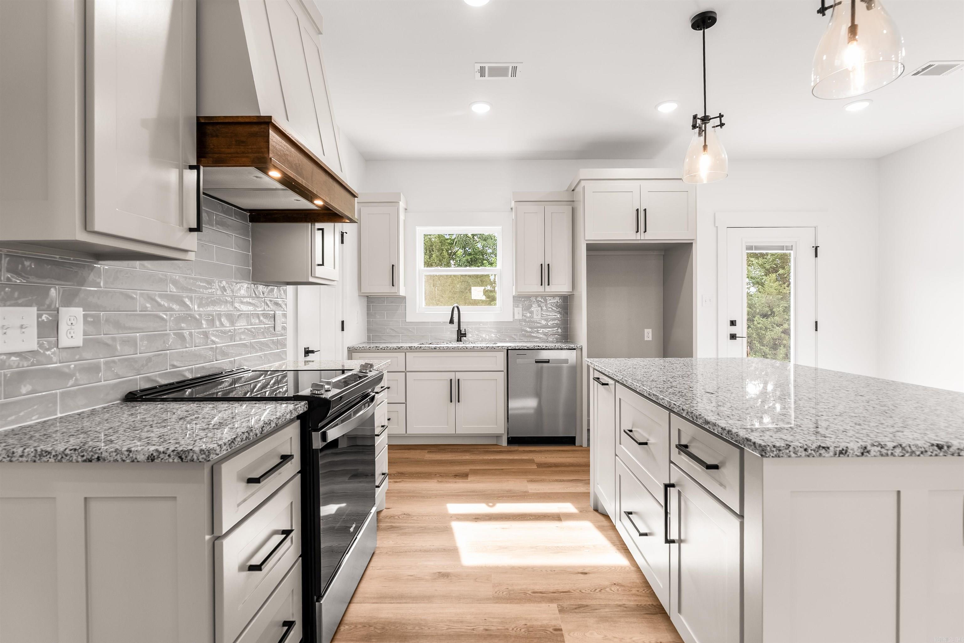 T.R. CREEKSIDE SUBDIVISION - Residential