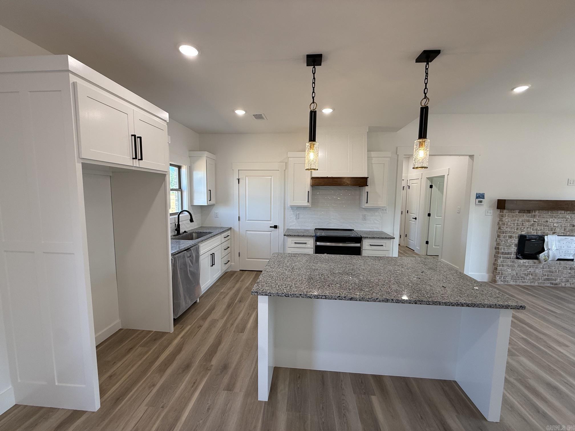 T.R. CREEKSIDE SUBDIVISION - Residential