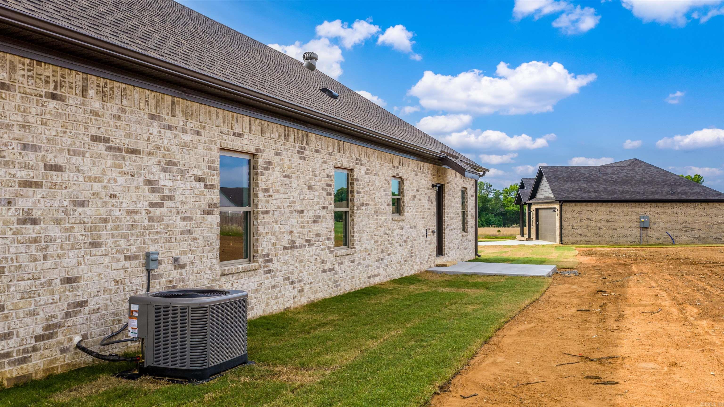 T.R. CREEKSIDE SUBDIVISION - Residential