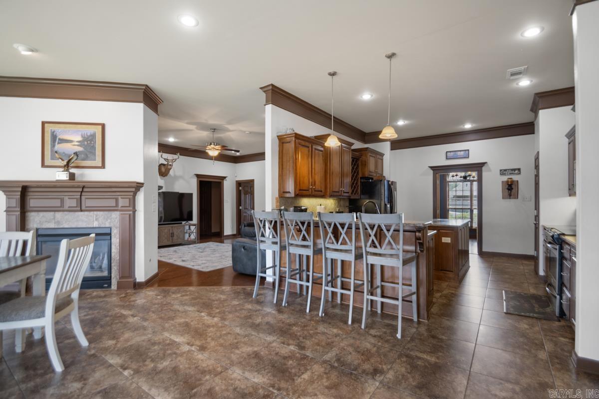 COUNTRY CLUB OF AR-QUARTERS ADDN - Residential