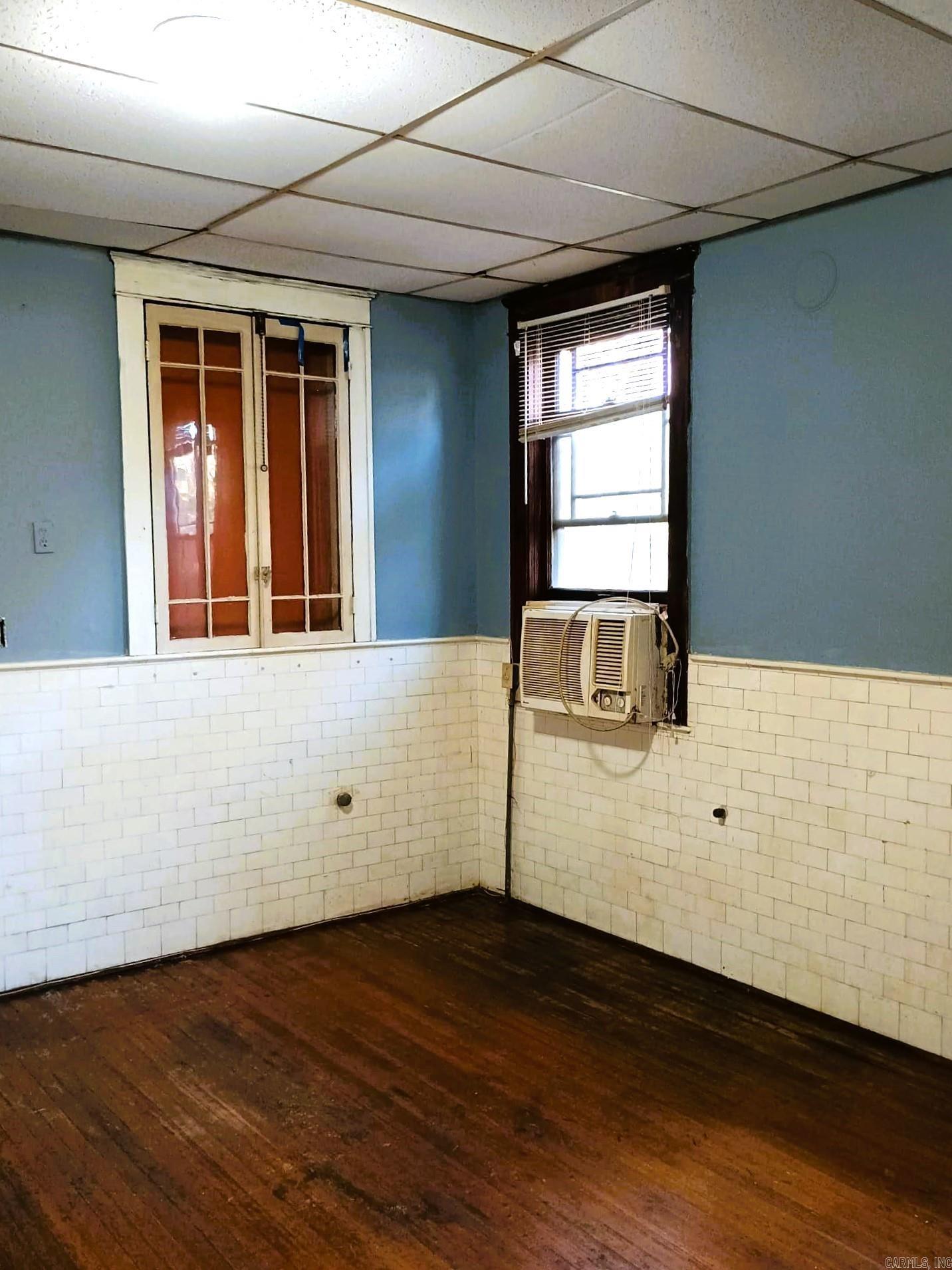 Weldon E Wrights - Residential Lease