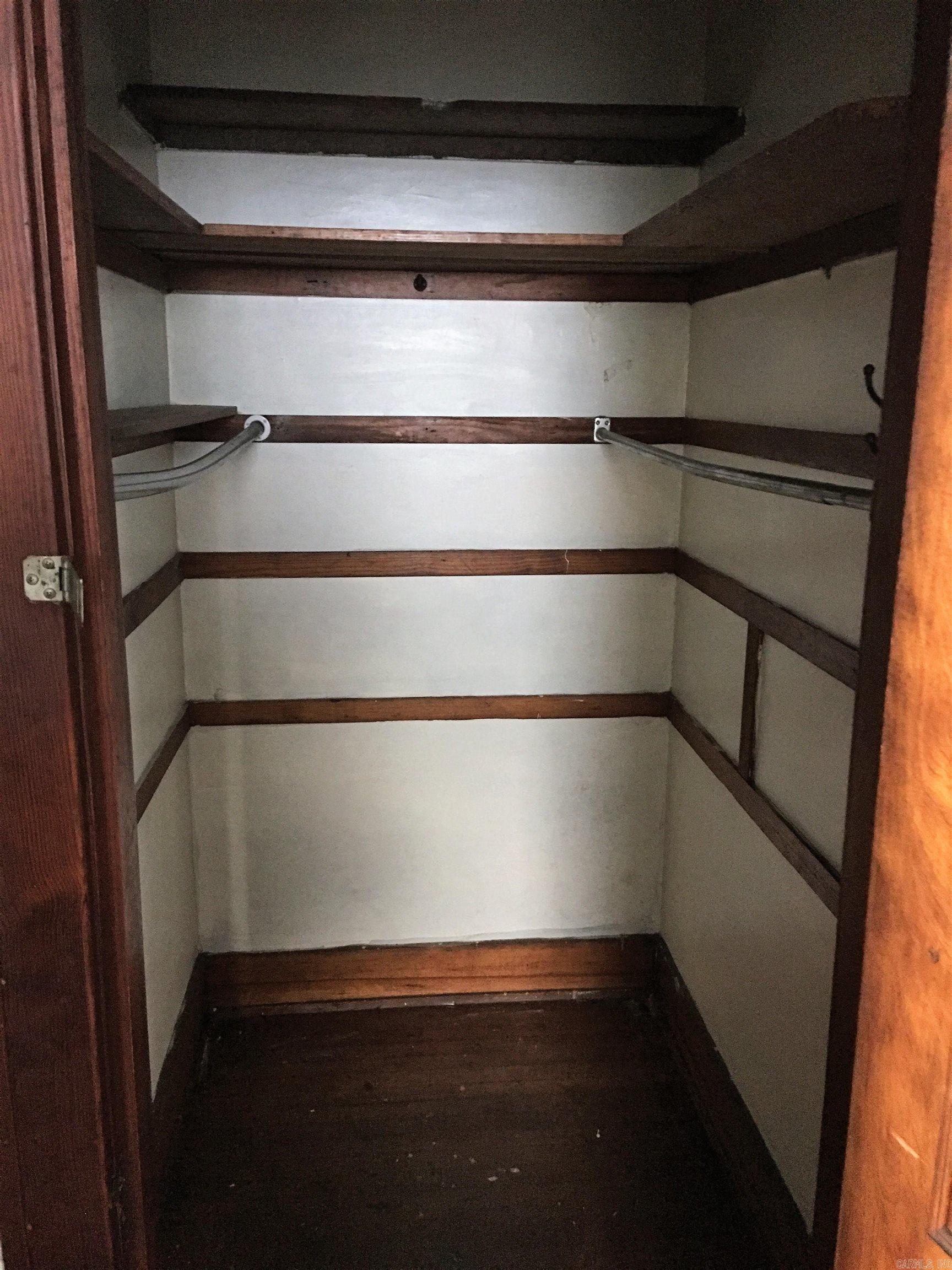 Weldon E Wrights - Residential Lease