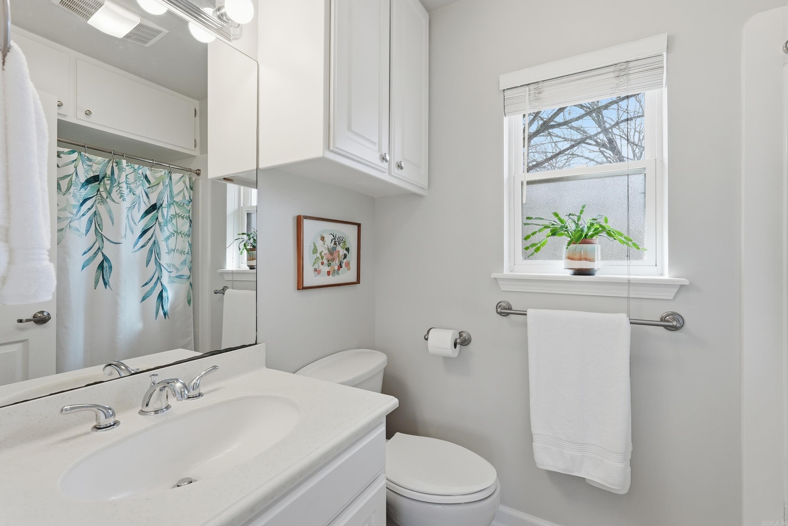 SPRING VALLEY MANOR - Residential