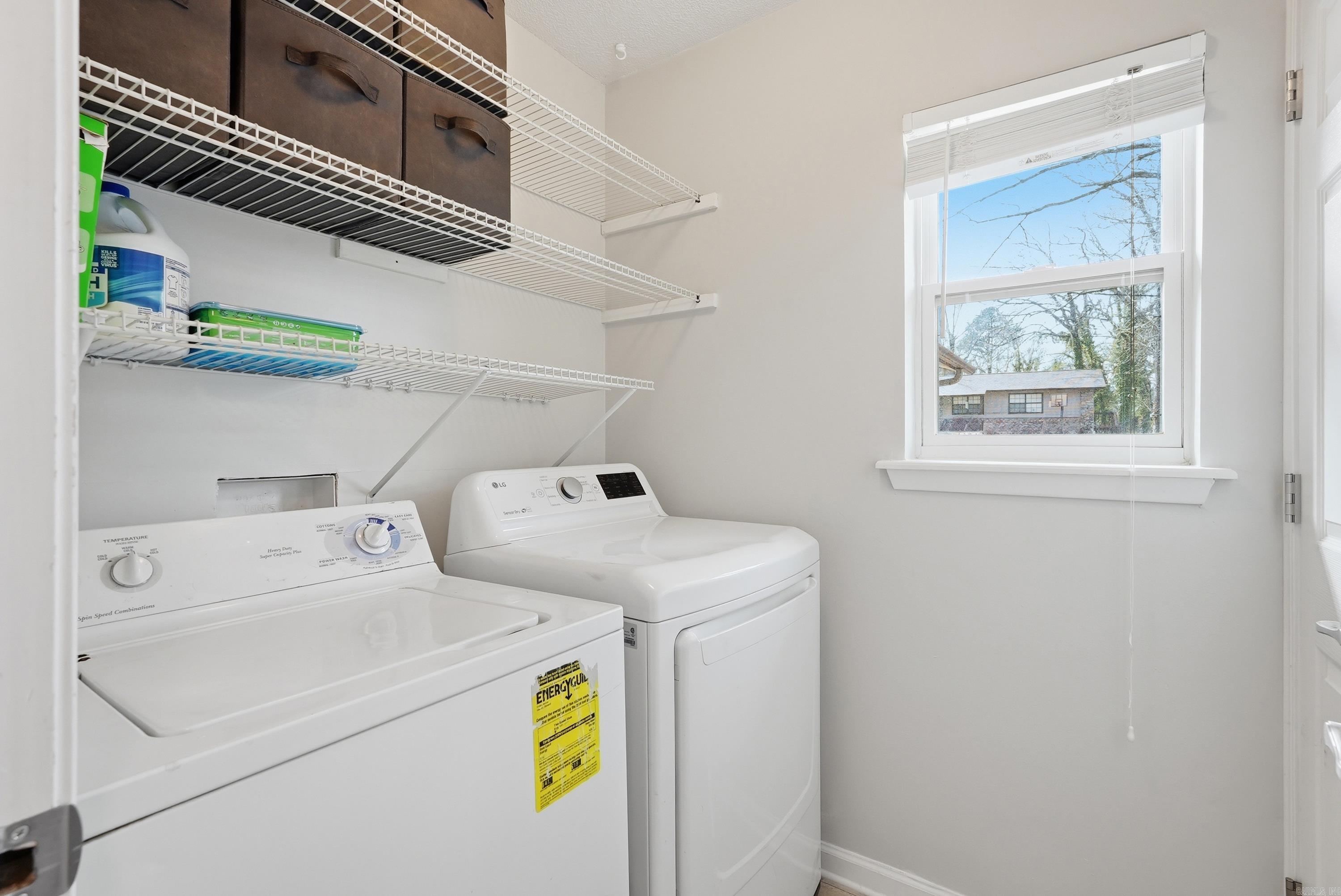 SPRING VALLEY MANOR - Residential