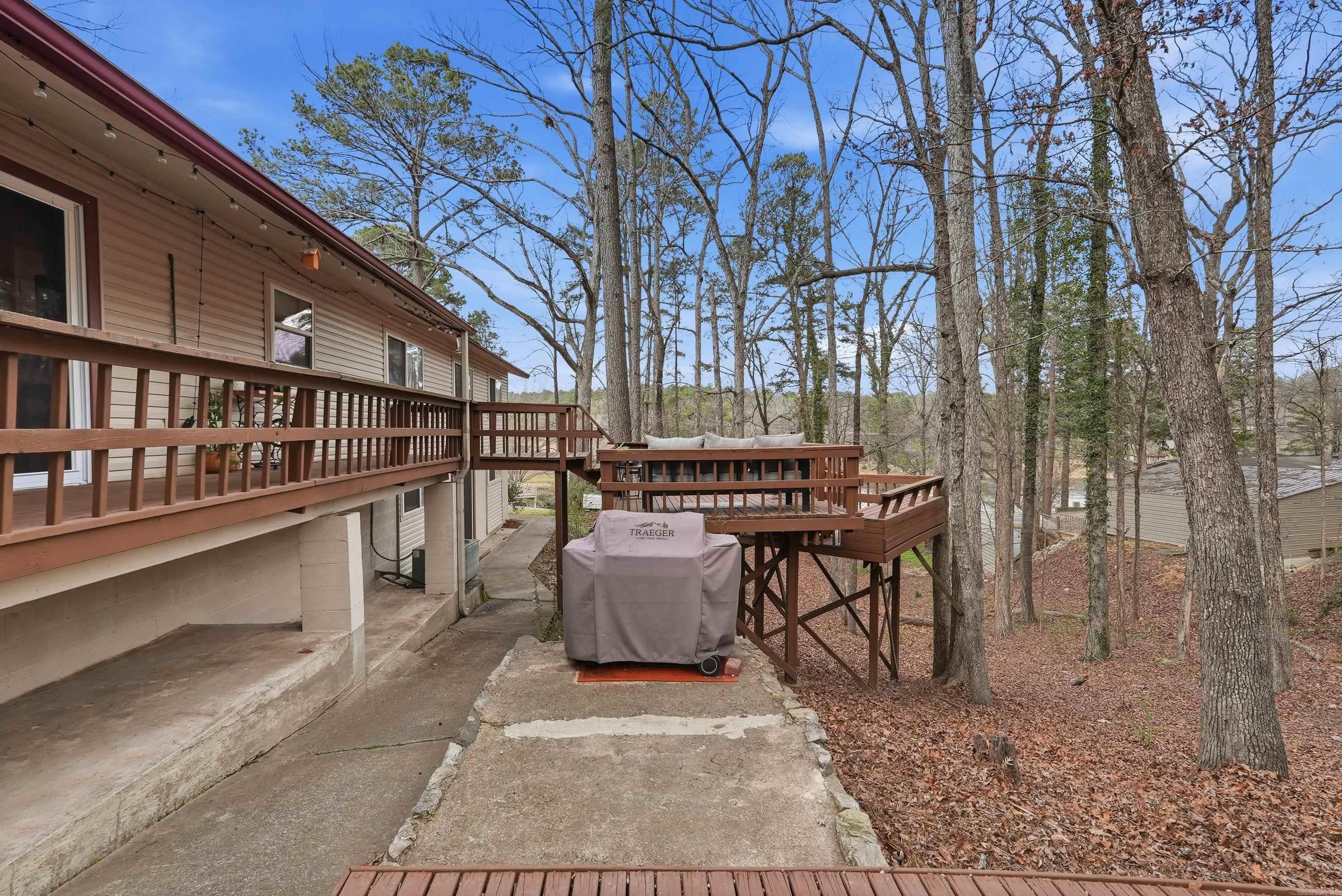 SPRING VALLEY MANOR - Residential