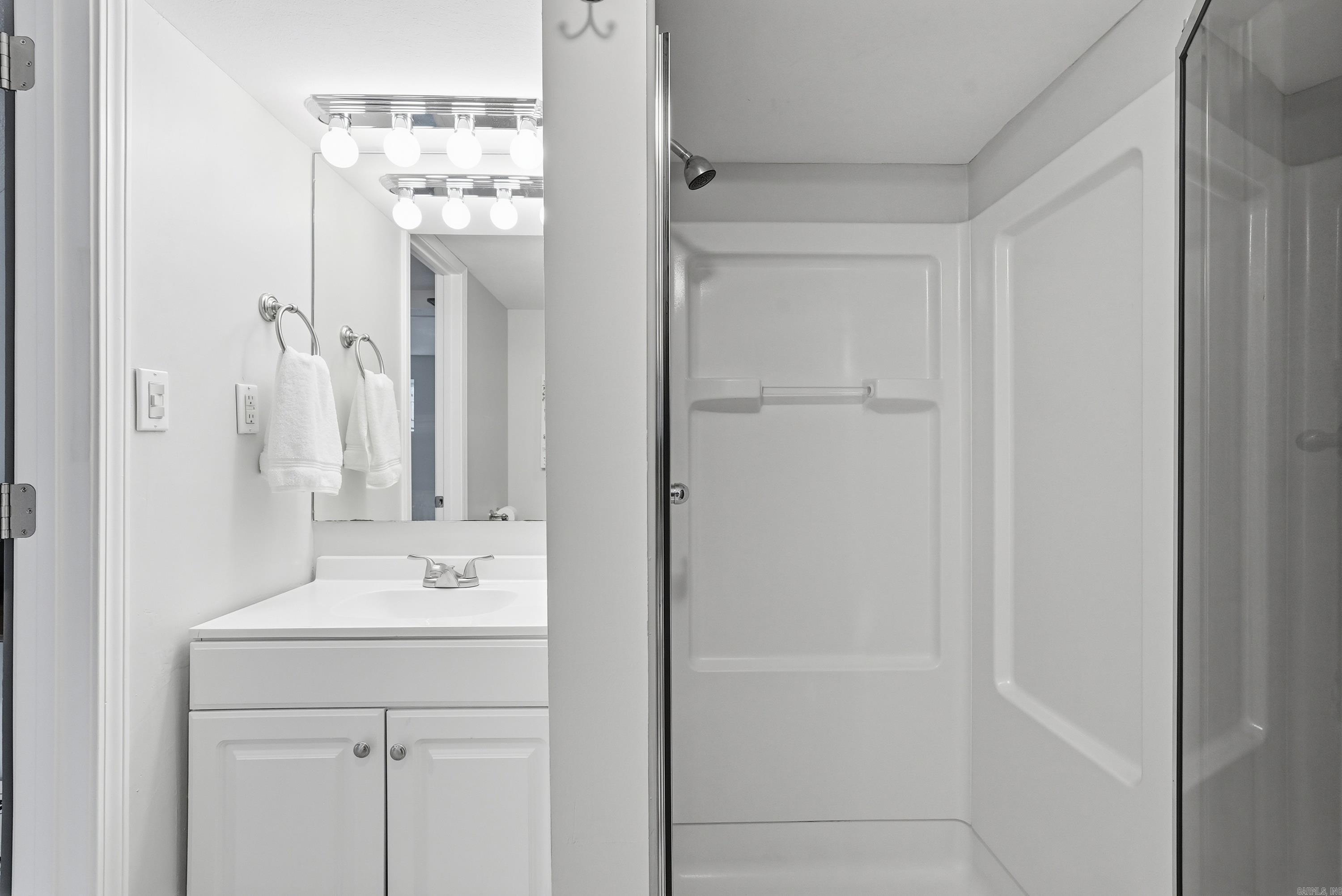 SPRING VALLEY MANOR - Residential