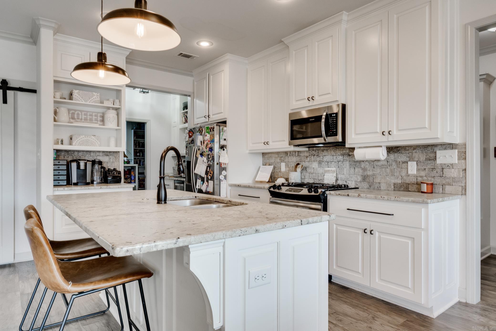 SALEM WOODS - Residential