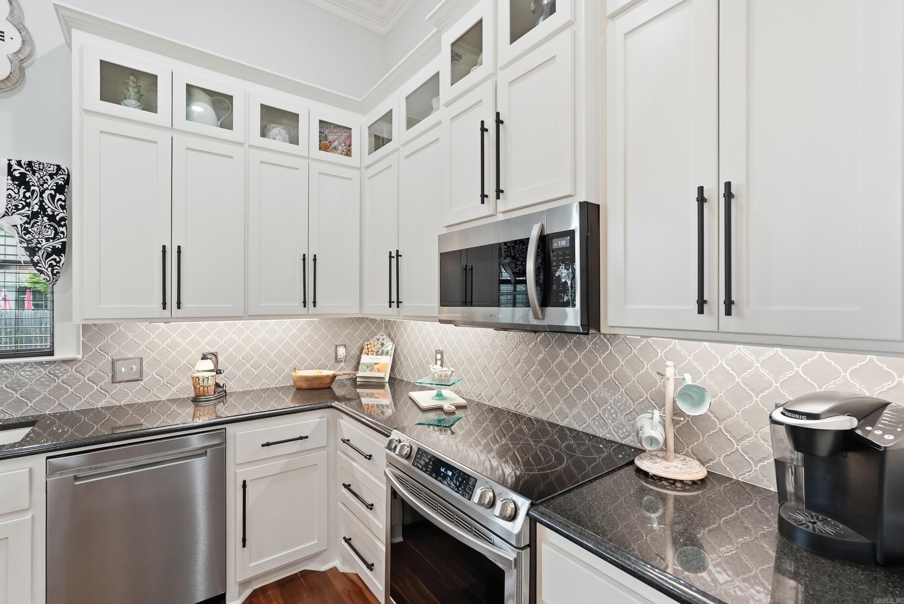 CHAPEL CREEK - Residential