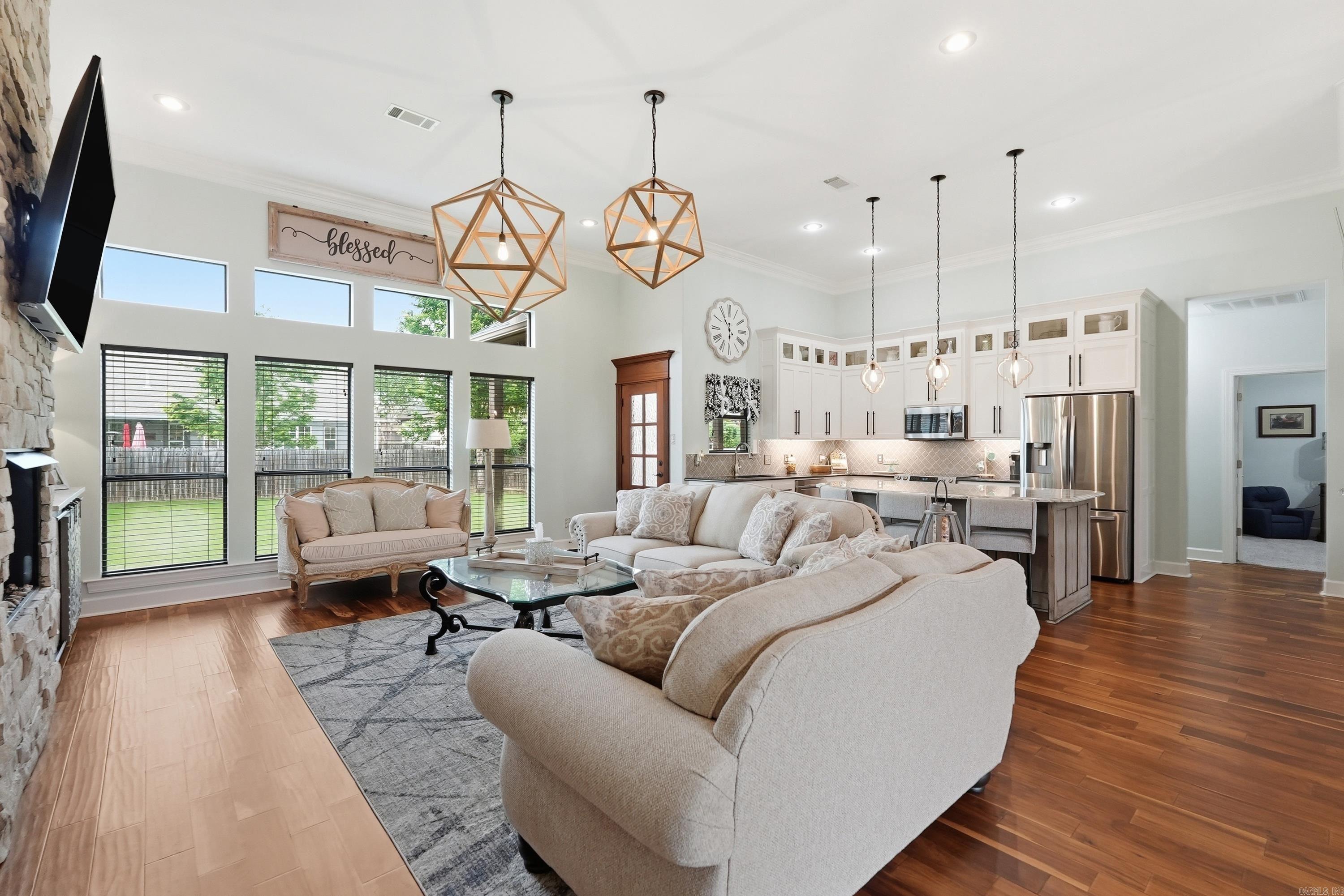 CHAPEL CREEK - Residential