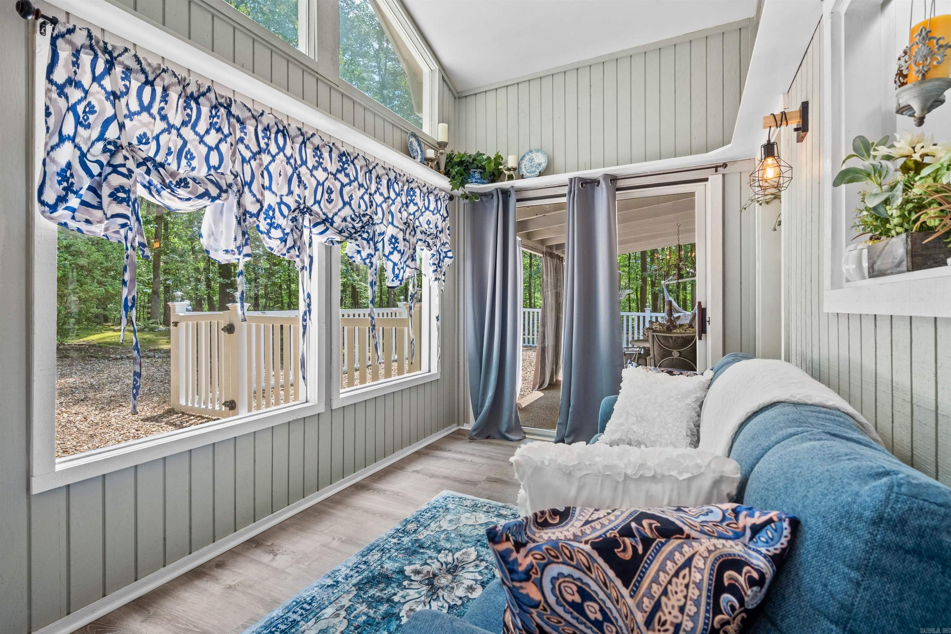 ZAFIRO - Residential