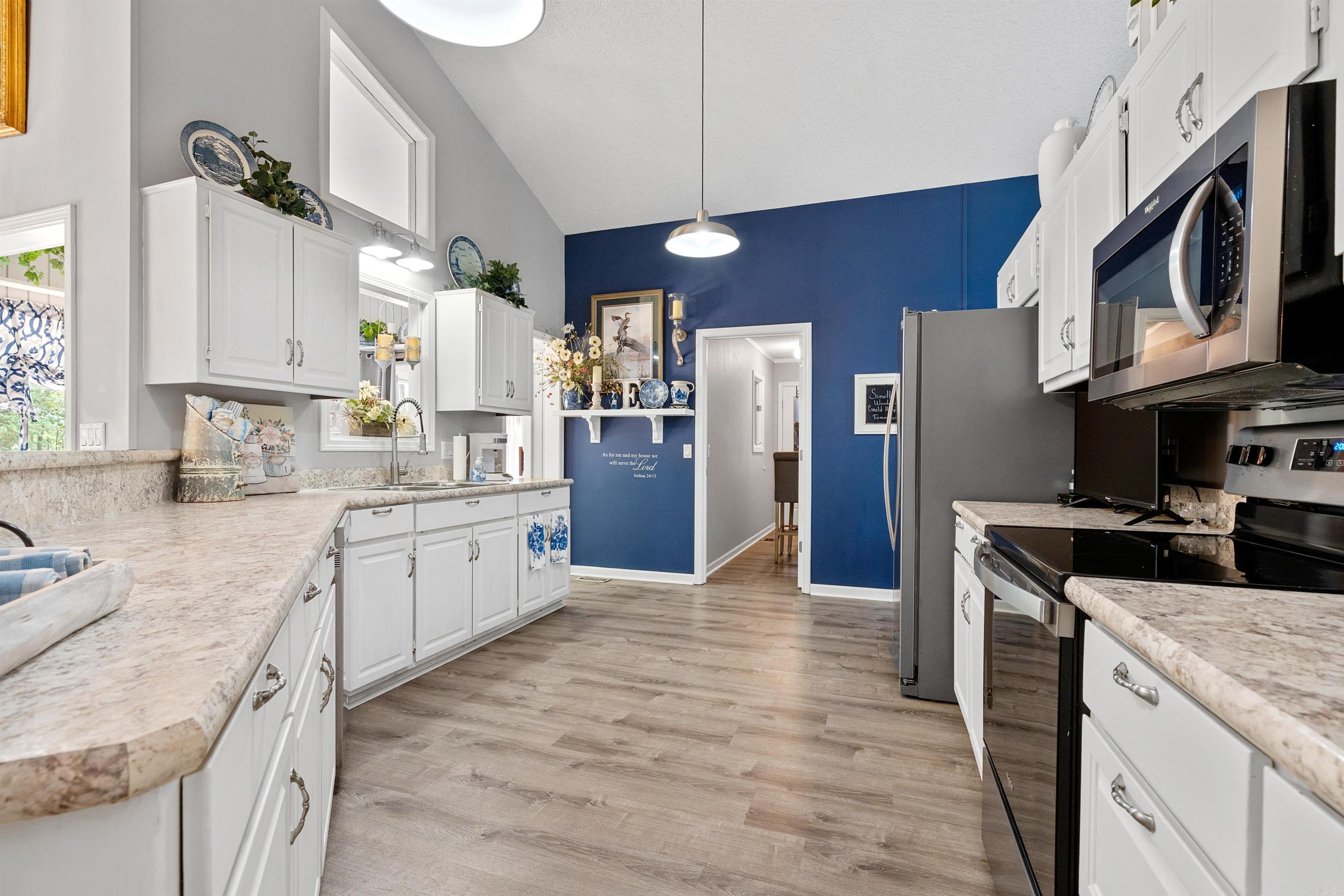 ZAFIRO - Residential