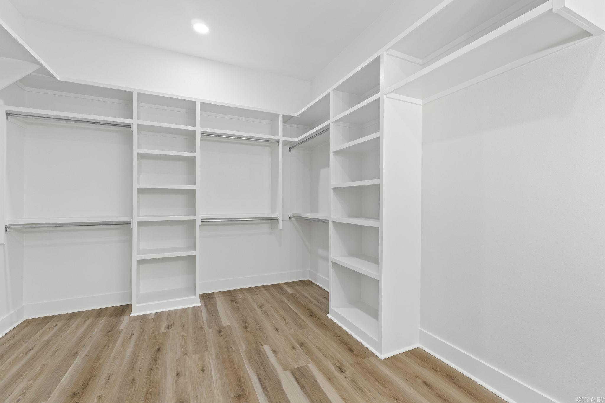 Sorpresa - Residential