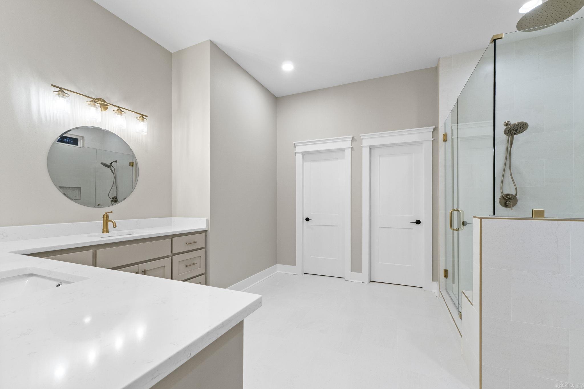 Sorpresa - Residential