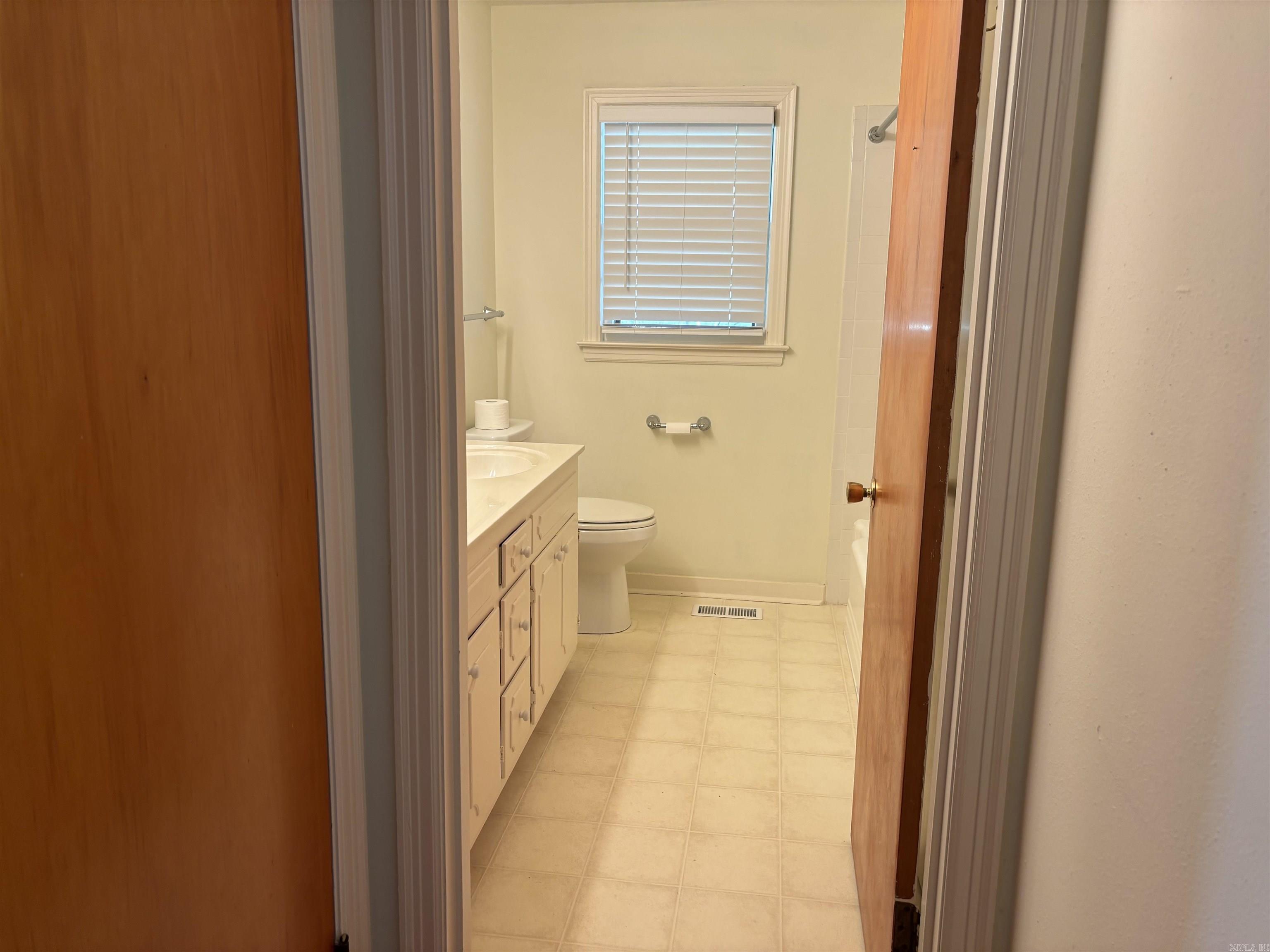 KINGWOOD PLACE - Residential