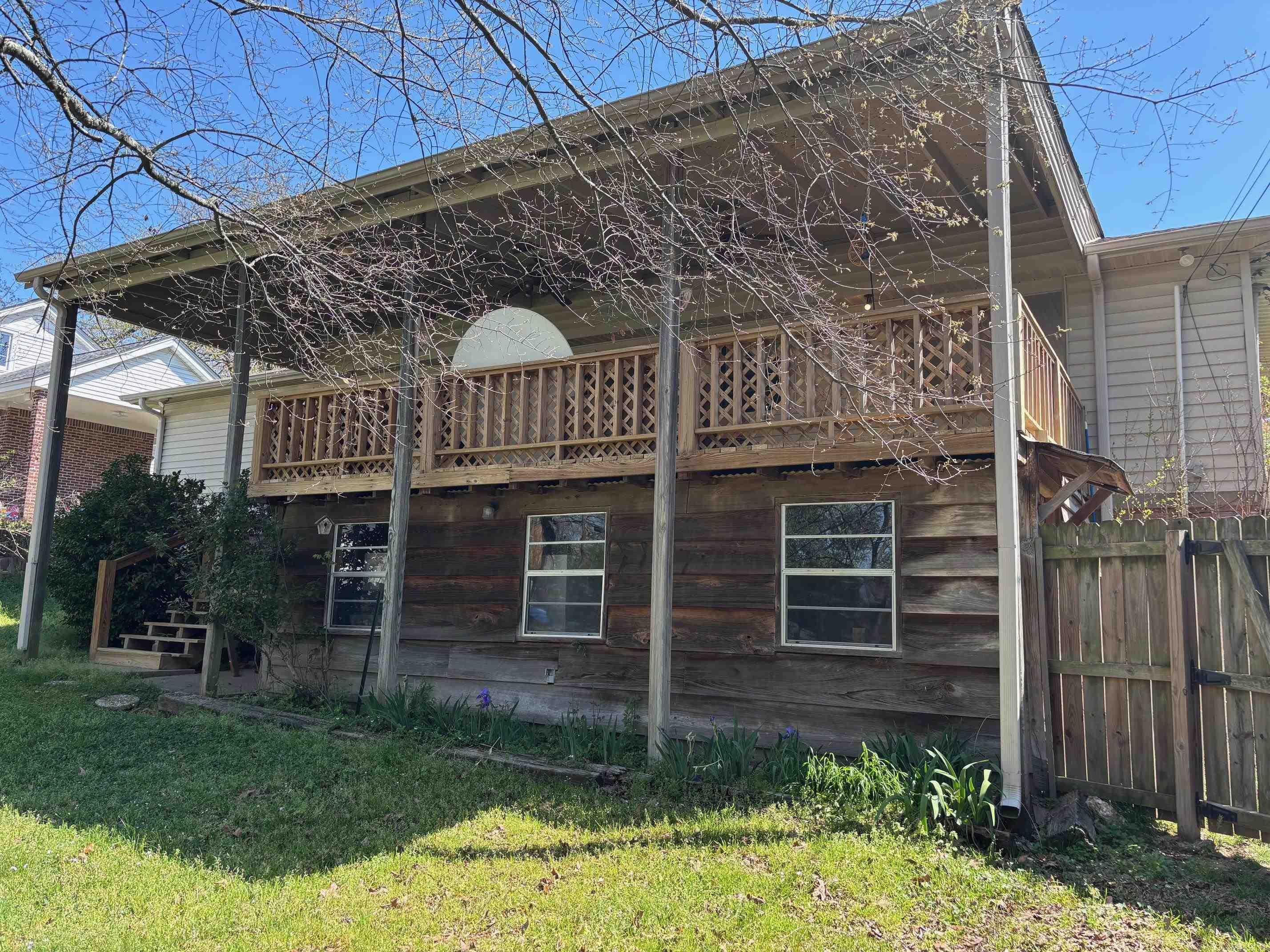 KINGWOOD PLACE - Residential