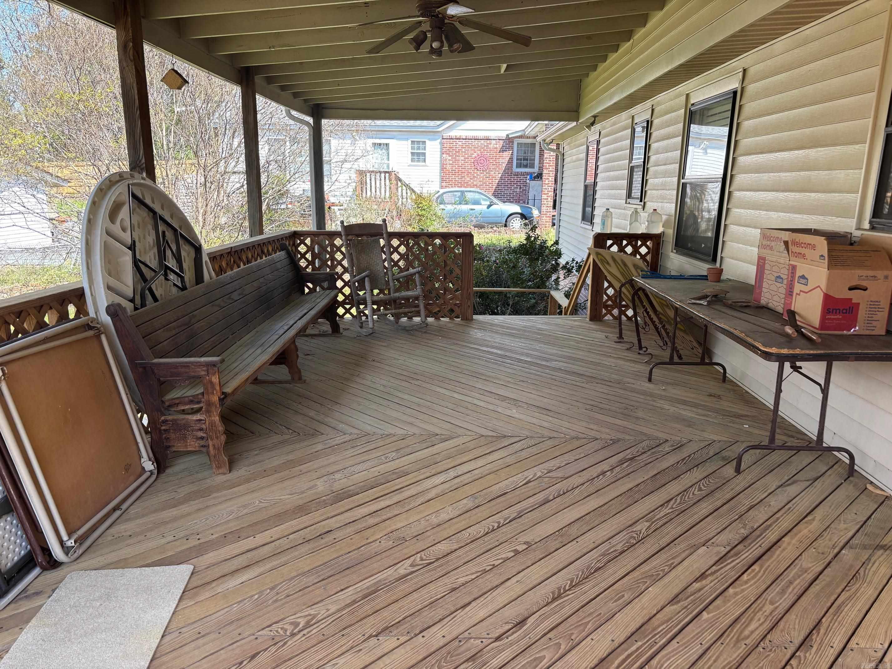 KINGWOOD PLACE - Residential