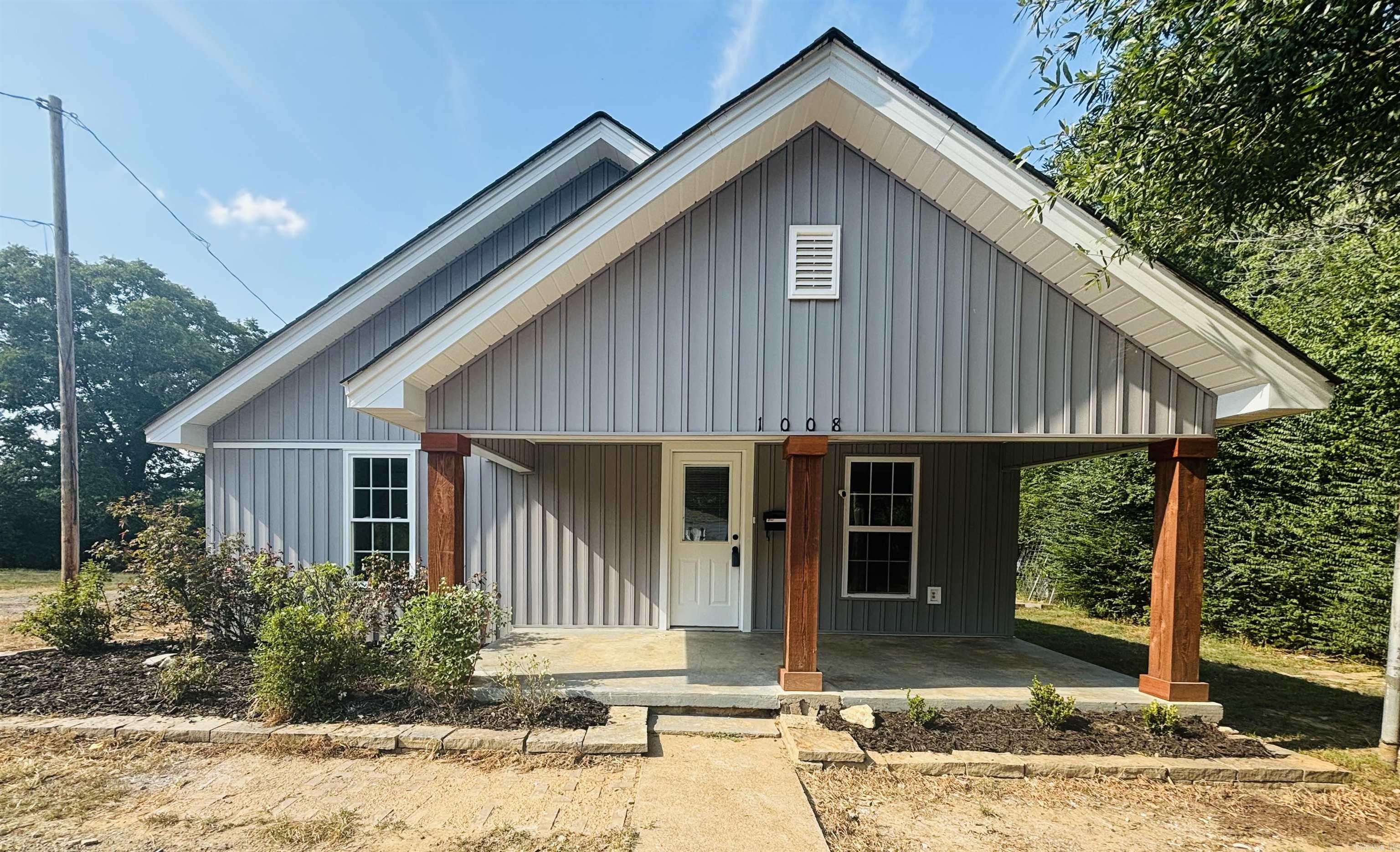 MOORE ADD - Residential