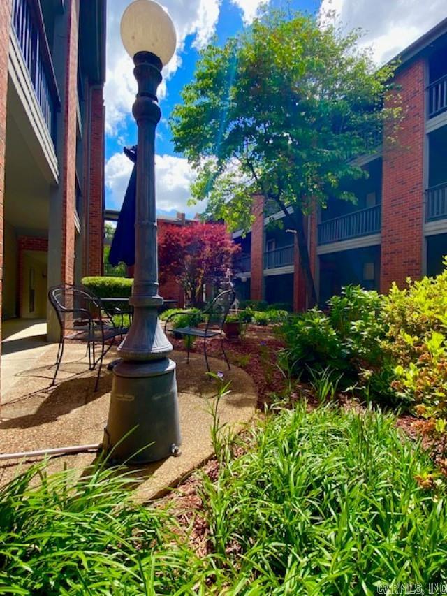 CAMBRIDGE COURT - Residential