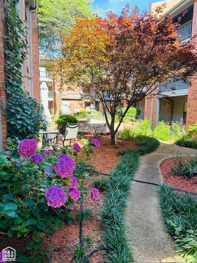 CAMBRIDGE COURT - Residential