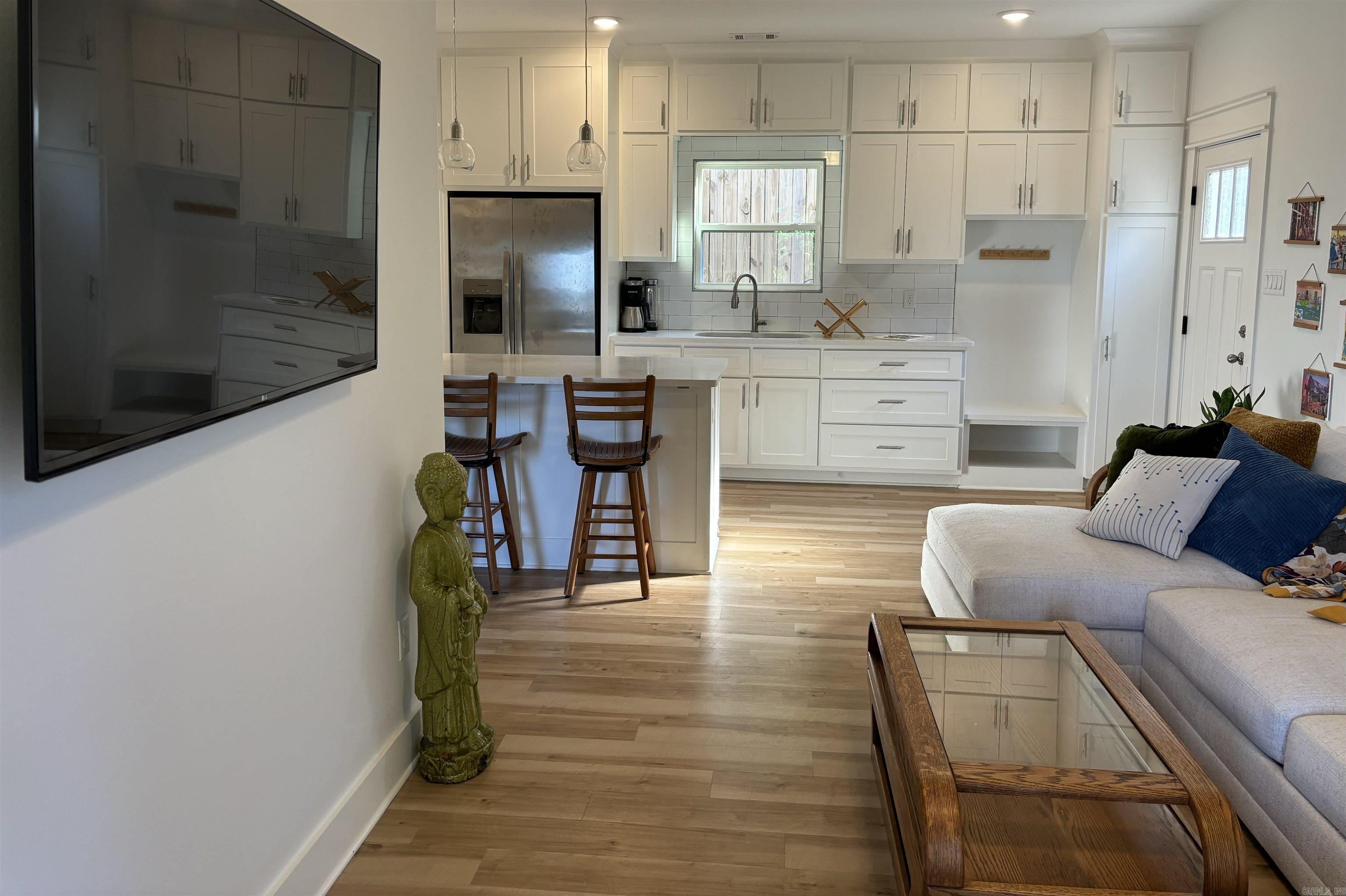 EAST PULASKI HGTS - Residential